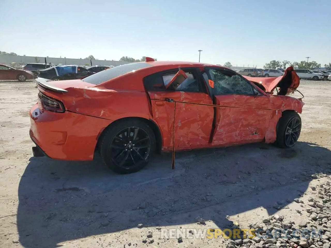 3 fotografías del automóvil dañado 2C3CDXCTXNH176240 DODGE CHARGER 2022