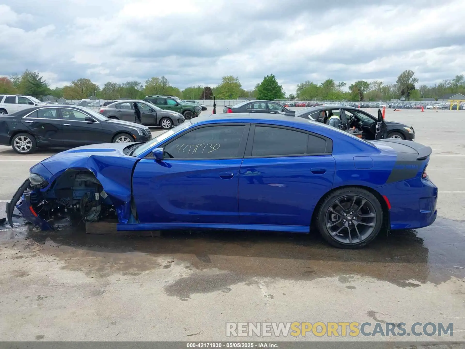14 fotografías del automóvil dañado 2C3CDXCTXNH202688 DODGE CHARGER 2022