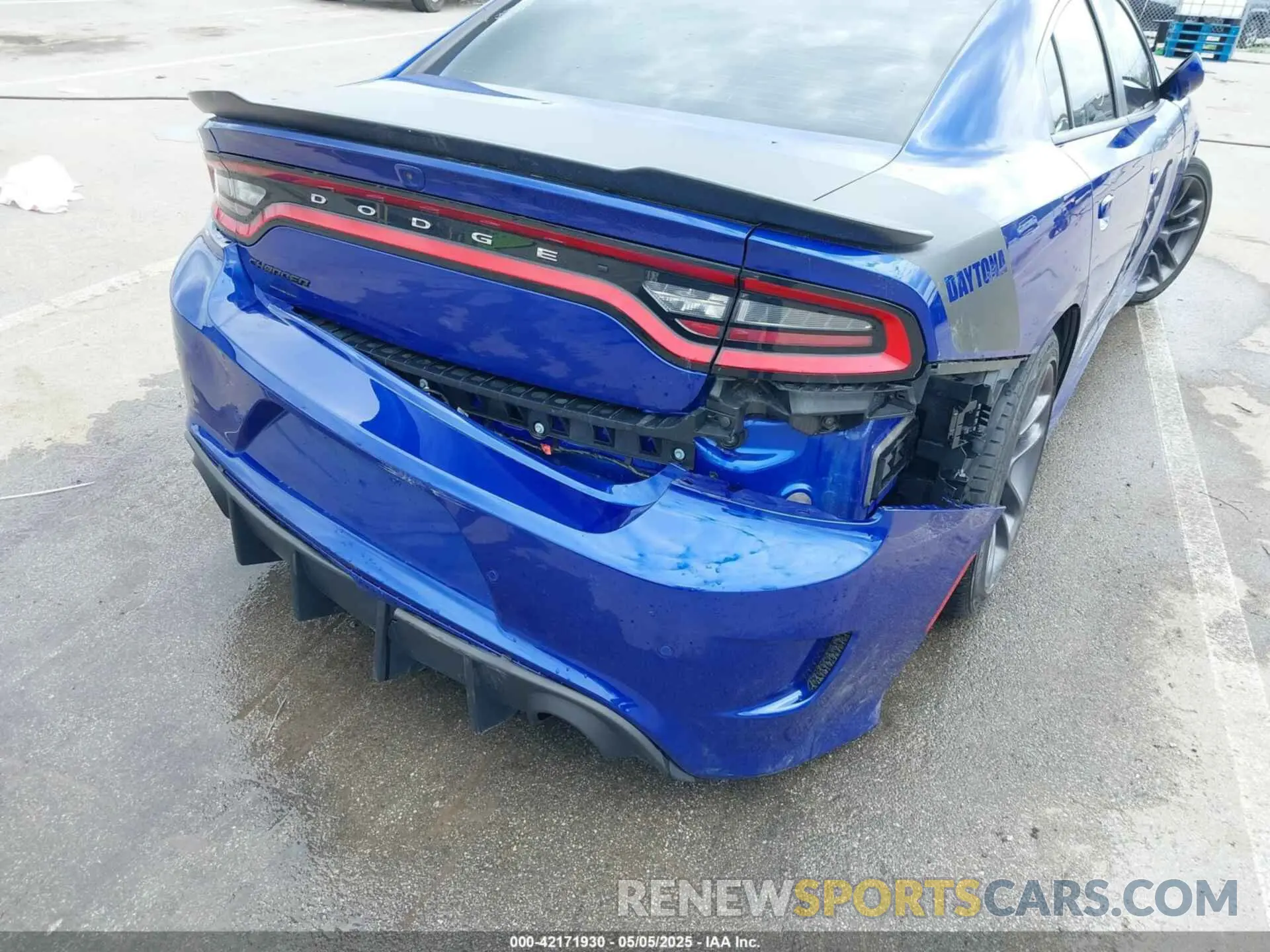 17 fotografías del automóvil dañado 2C3CDXCTXNH202688 DODGE CHARGER 2022