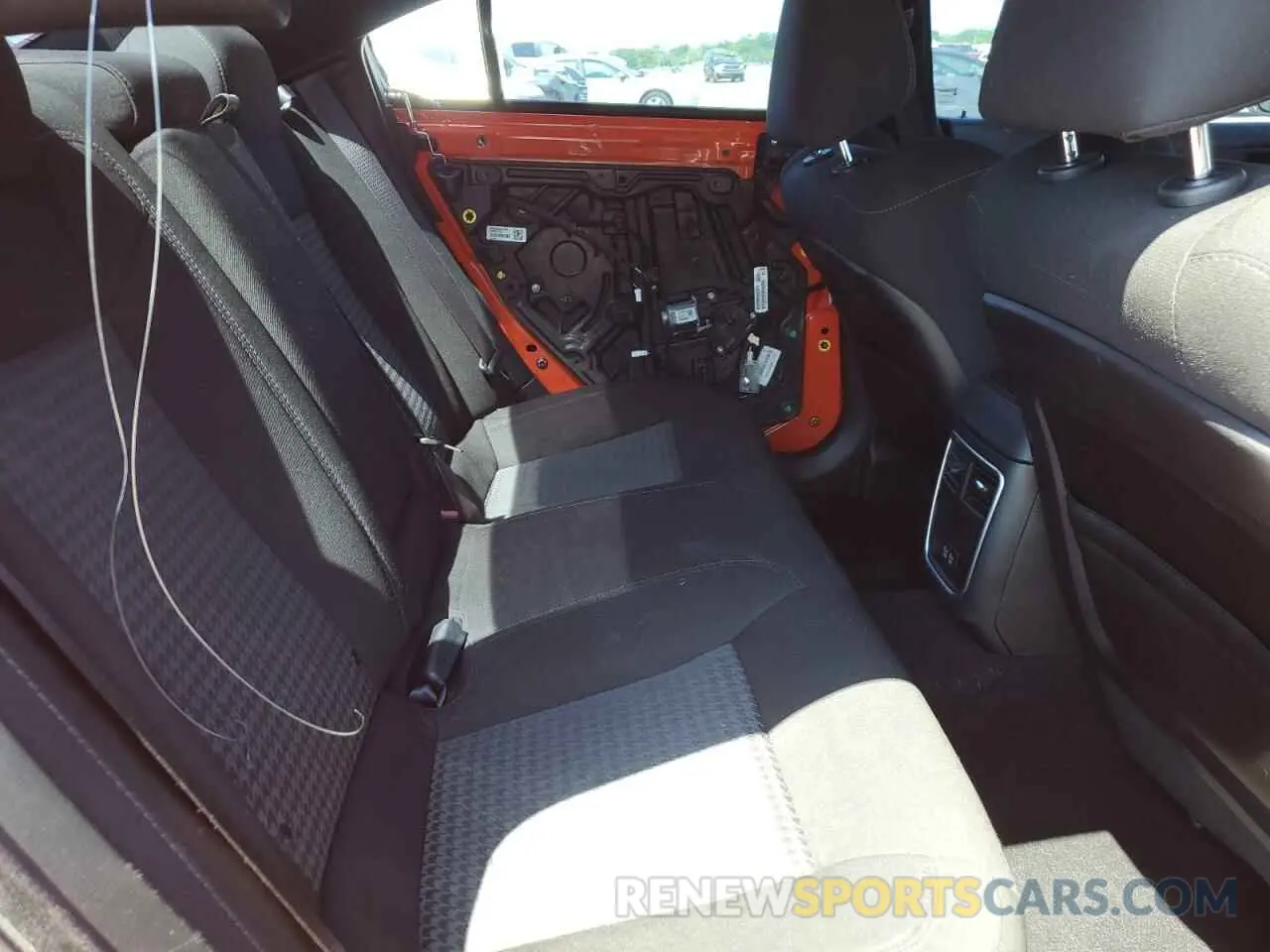10 fotografías del automóvil dañado 2C3CDXGJ7NH257043 DODGE CHARGER 2022