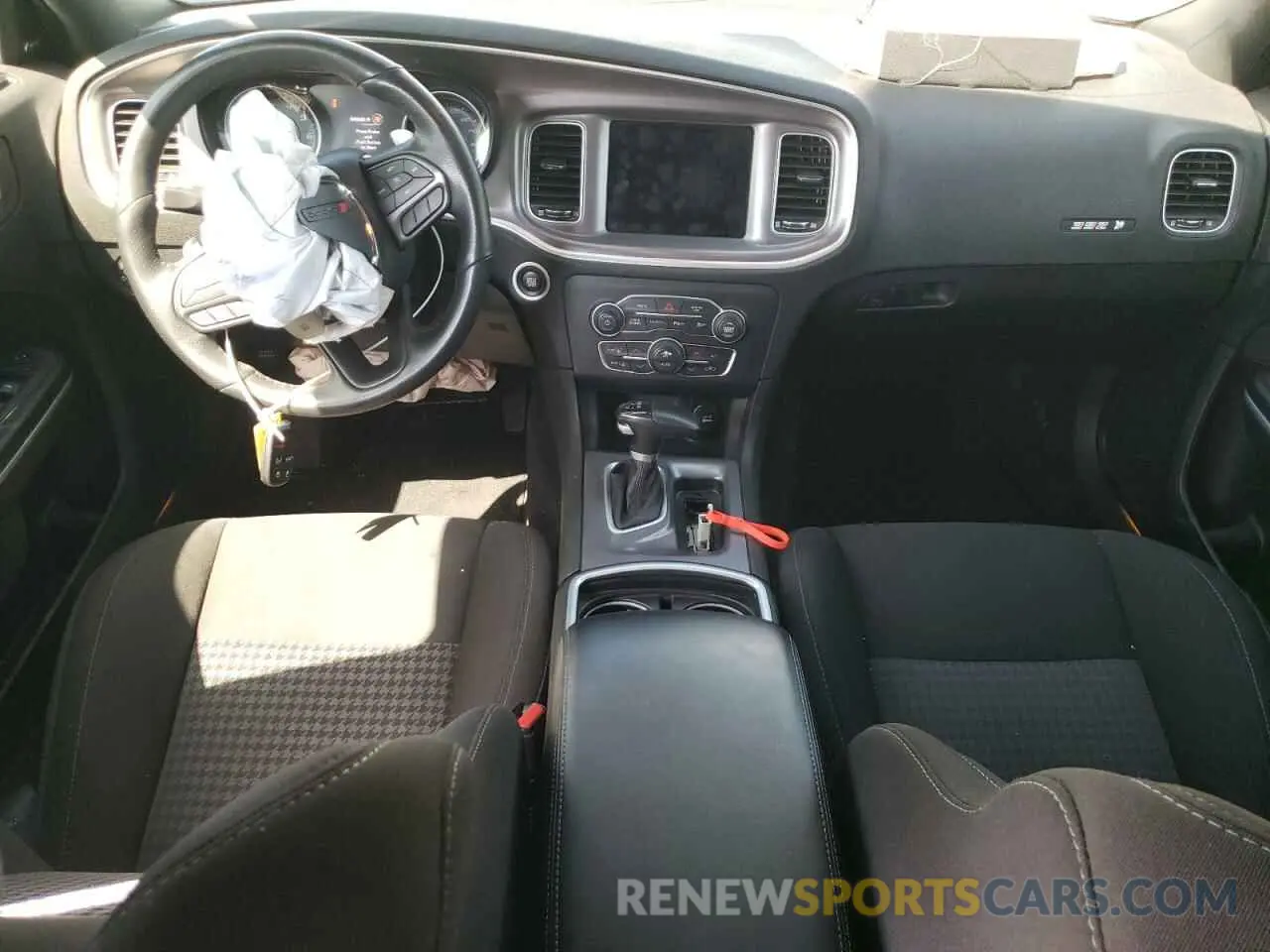 8 fotografías del automóvil dañado 2C3CDXGJ8NH246665 DODGE CHARGER 2022