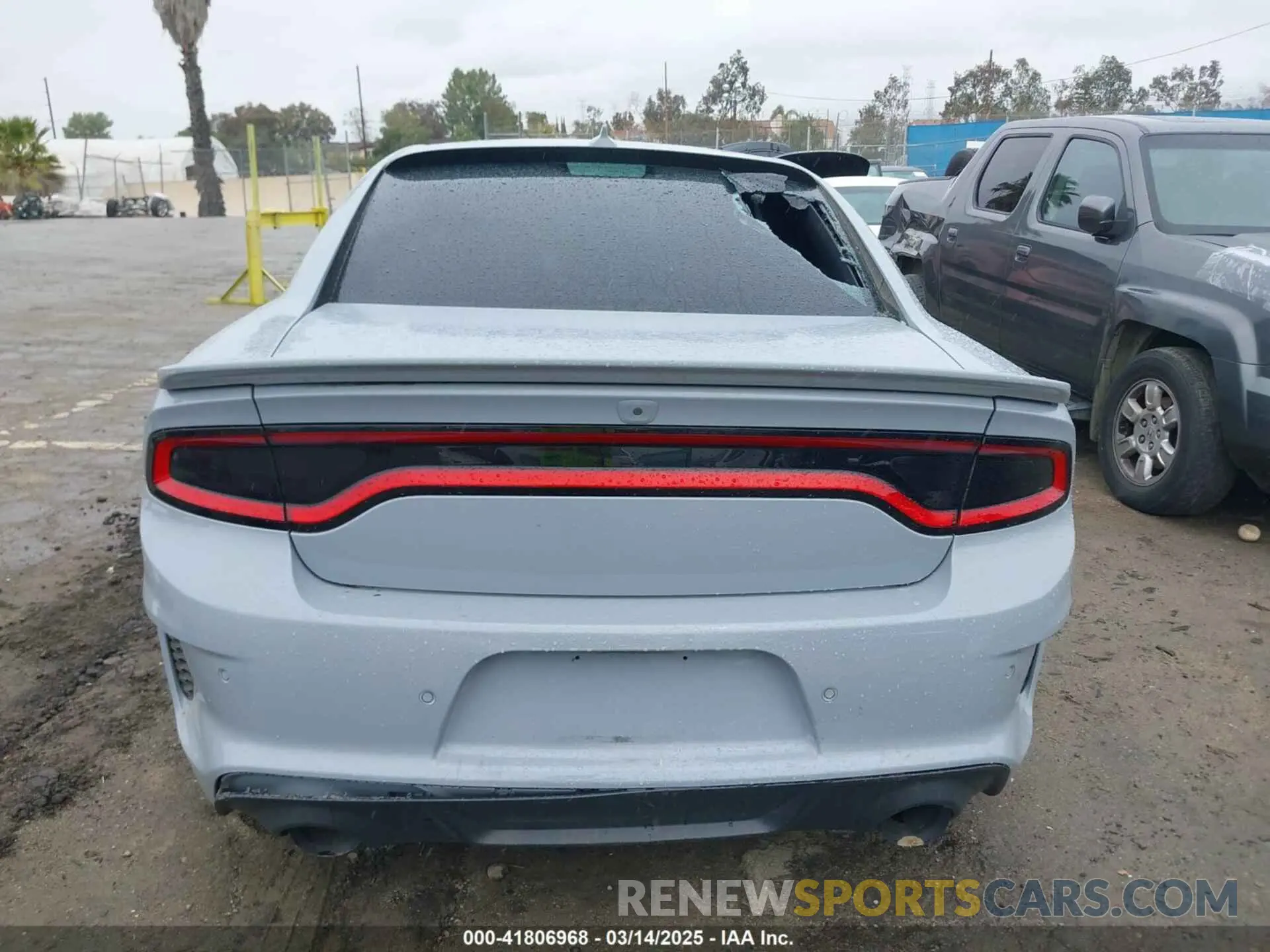 15 fotografías del automóvil dañado 2C3CDXGJ9NH104826 DODGE CHARGER 2022