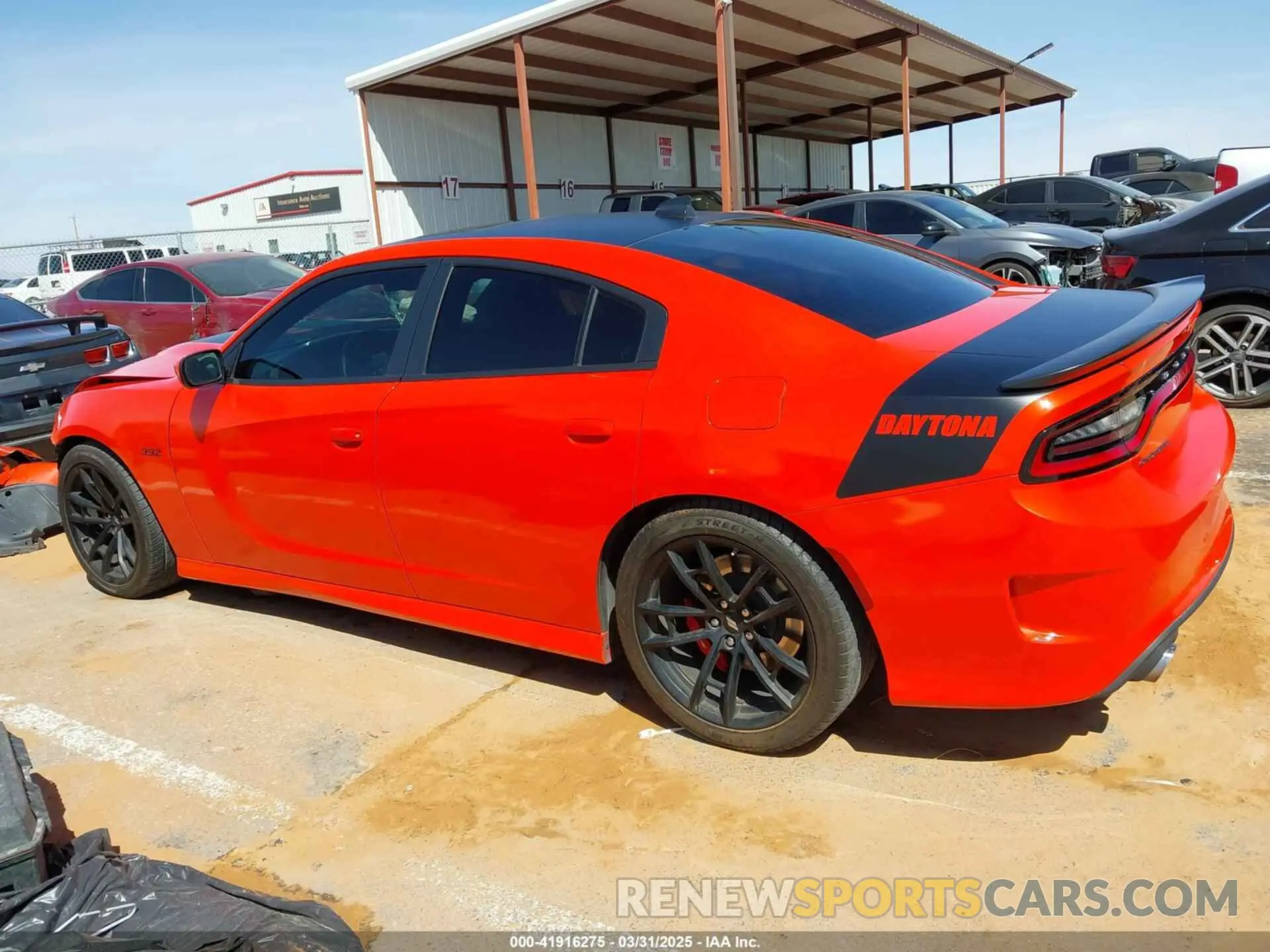 15 fotografías del automóvil dañado 2C3CDXGJXNH237188 DODGE CHARGER 2022
