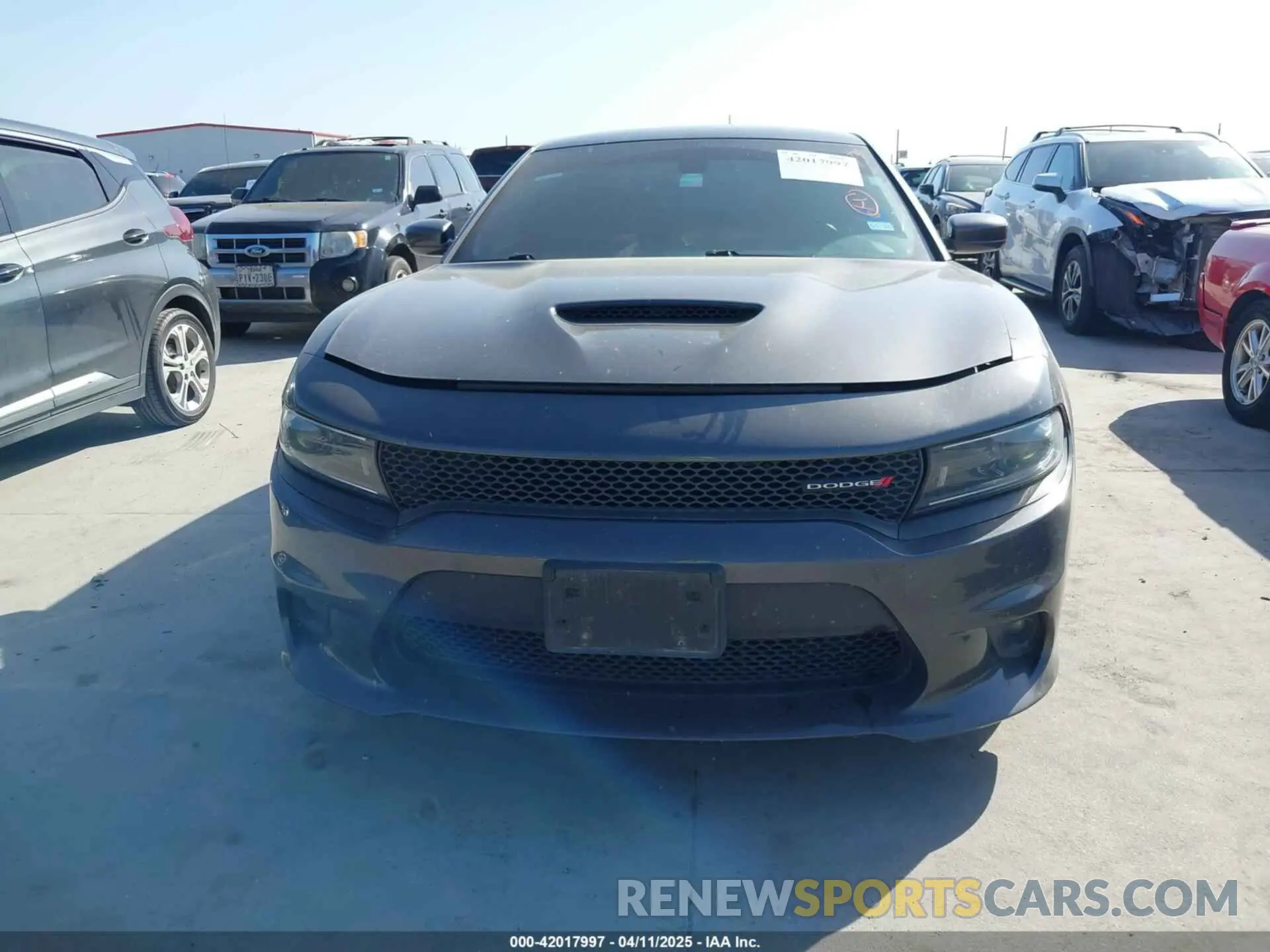 12 fotografías del automóvil dañado 2C3CDXHG3NH114268 DODGE CHARGER 2022