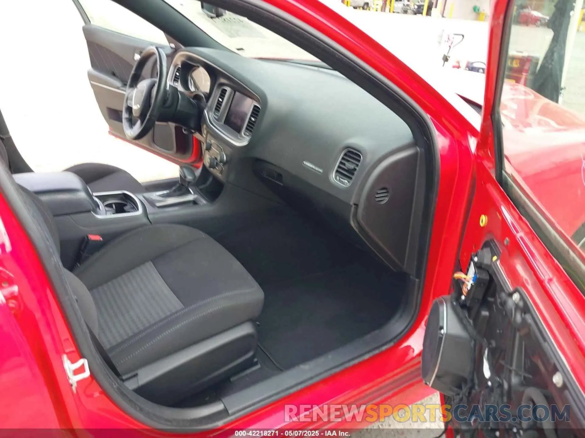 5 fotografías del automóvil dañado 2C3CDXHG4NH166072 DODGE CHARGER 2022