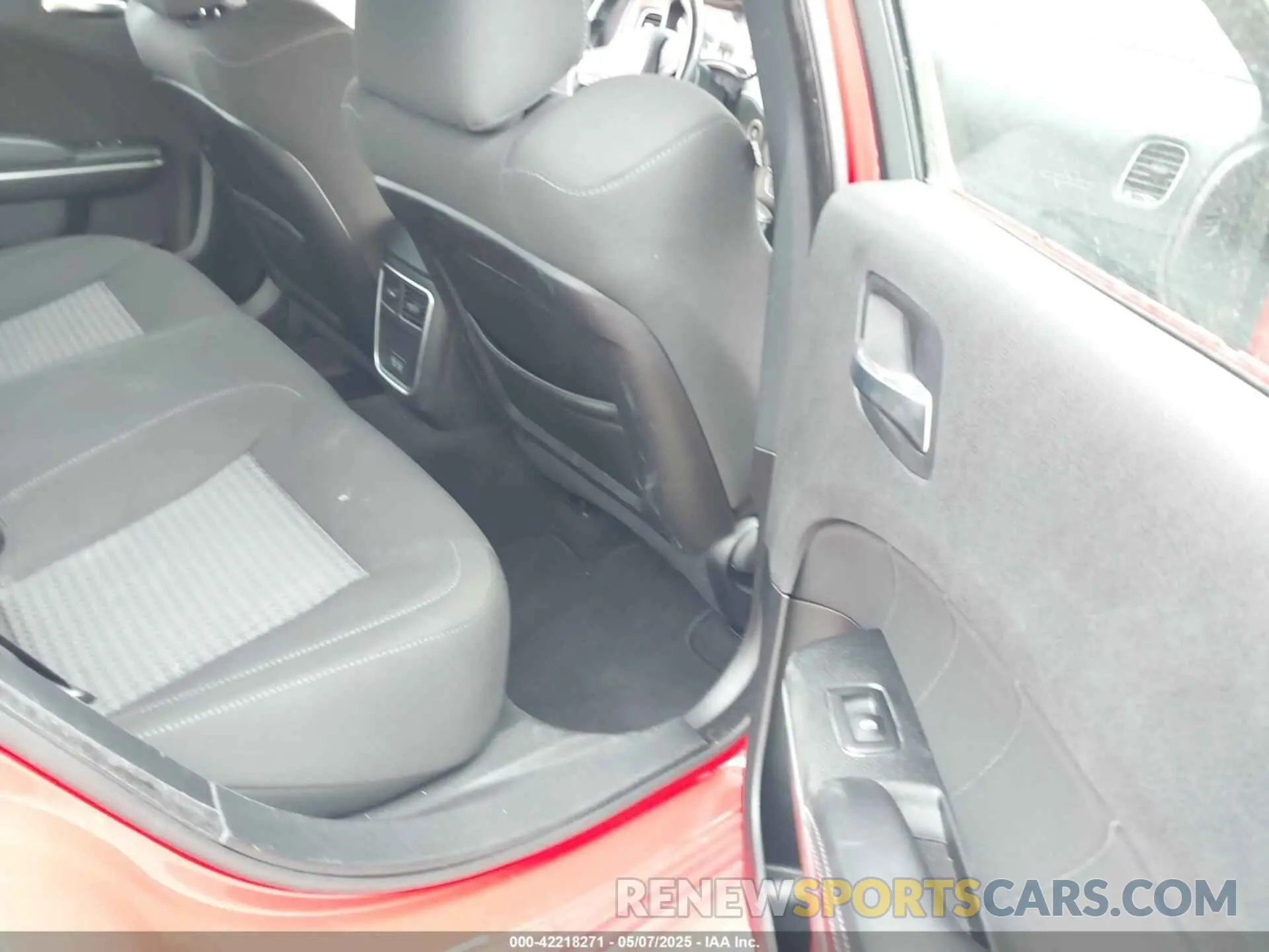 8 fotografías del automóvil dañado 2C3CDXHG4NH166072 DODGE CHARGER 2022