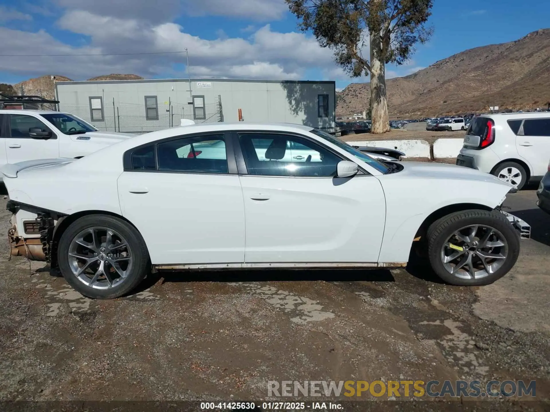 14 fotografías del automóvil dañado 2C3CDXHG4NH182529 DODGE CHARGER 2022