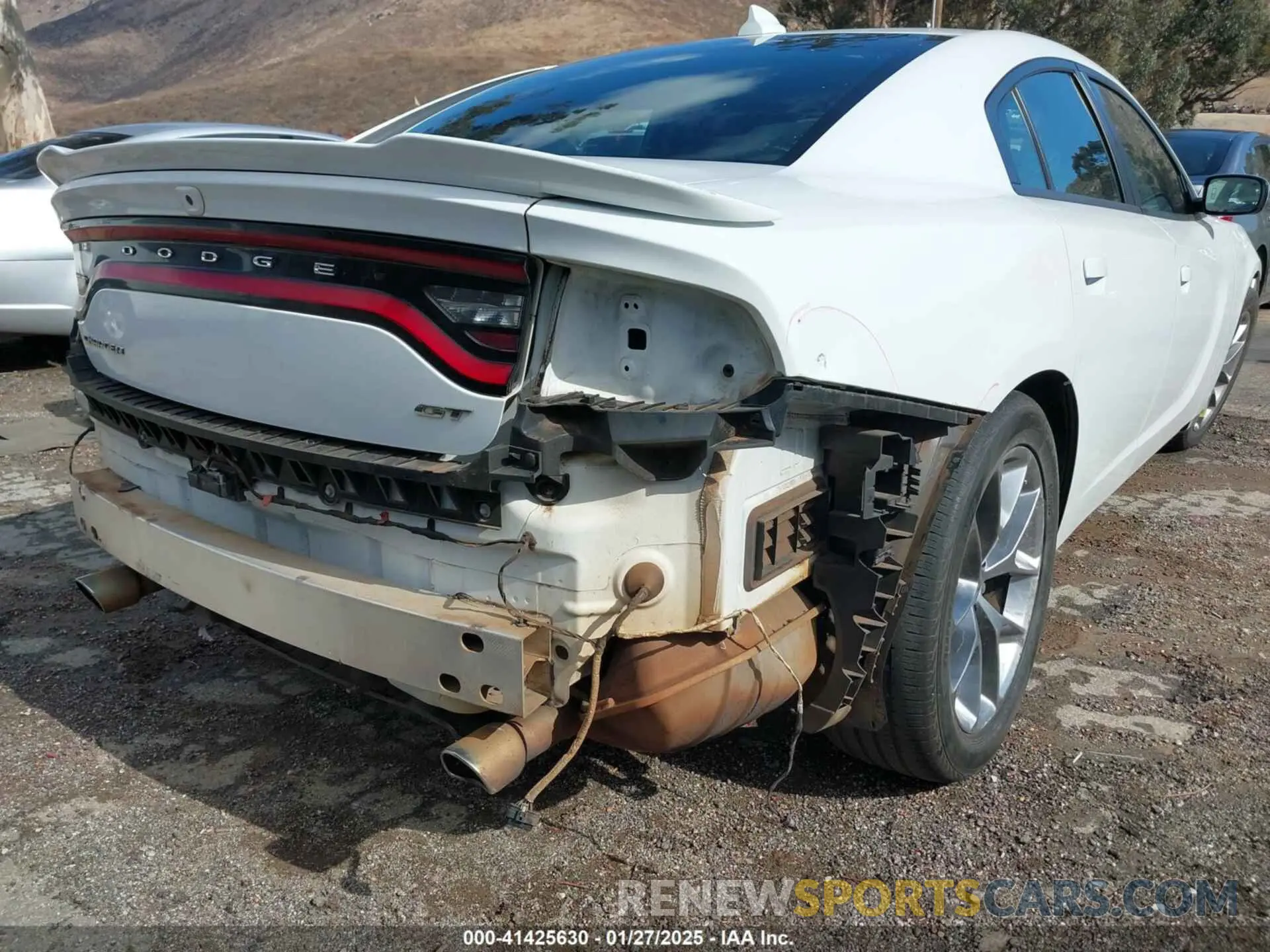 20 fotografías del automóvil dañado 2C3CDXHG4NH182529 DODGE CHARGER 2022