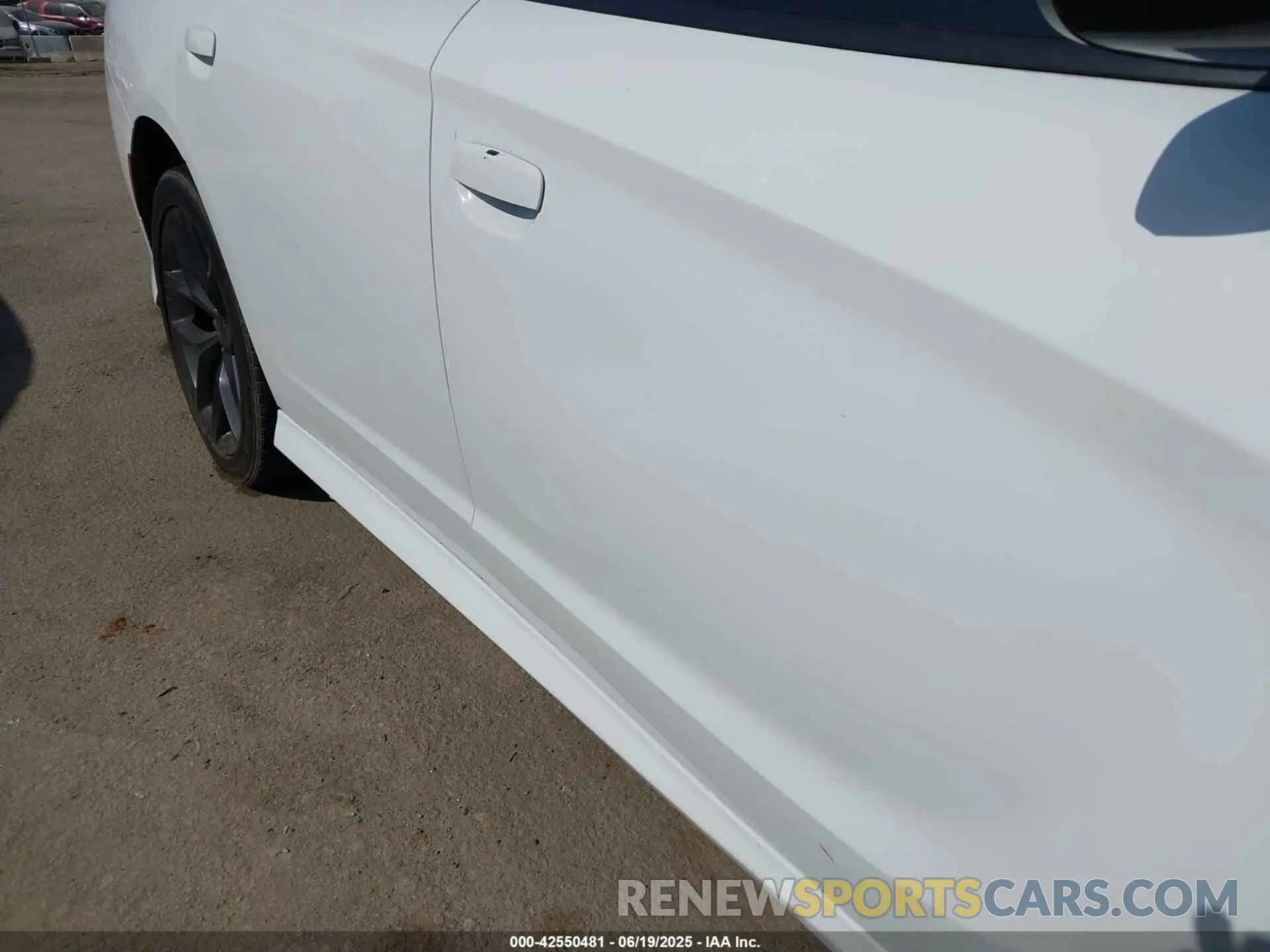 6 fotografías del automóvil dañado 2C3CDXHG4NH267371 DODGE CHARGER 2022