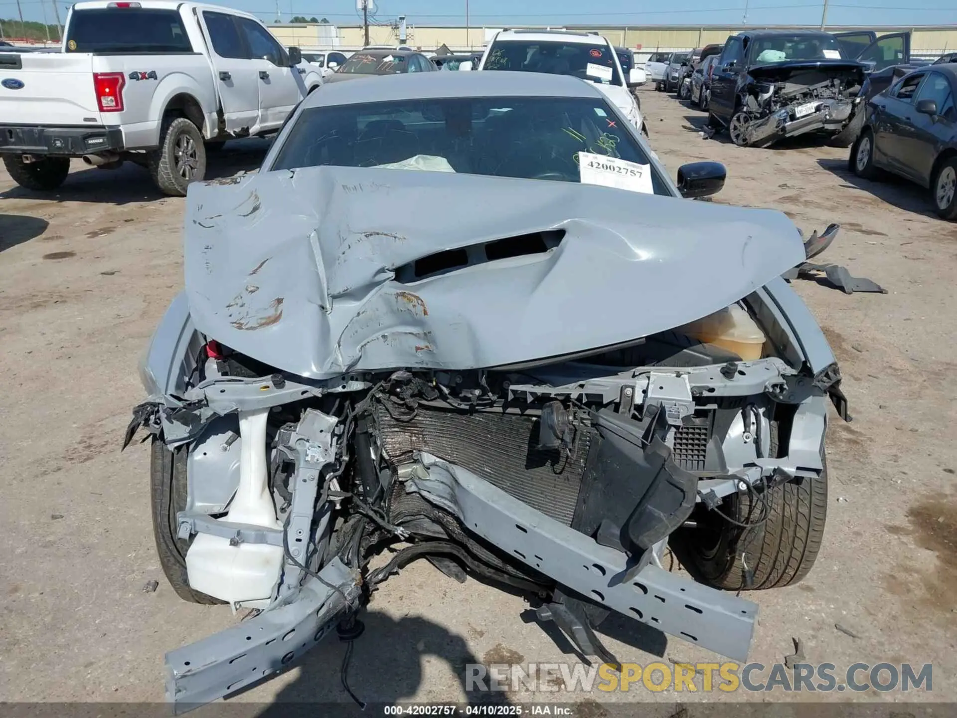 13 fotografías del automóvil dañado 2C3CDXHG5NH232435 DODGE CHARGER 2022