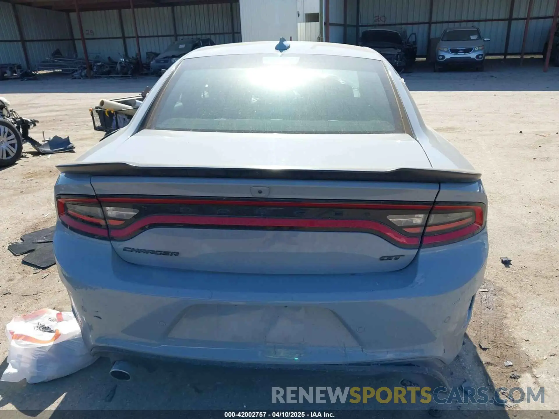 17 fotografías del automóvil dañado 2C3CDXHG5NH232435 DODGE CHARGER 2022