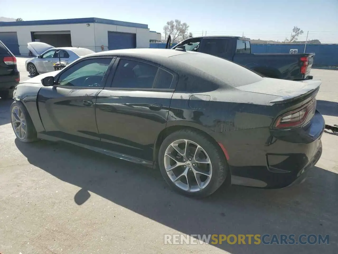 2 fotografías del automóvil dañado 2C3CDXHG6NH175825 DODGE CHARGER 2022