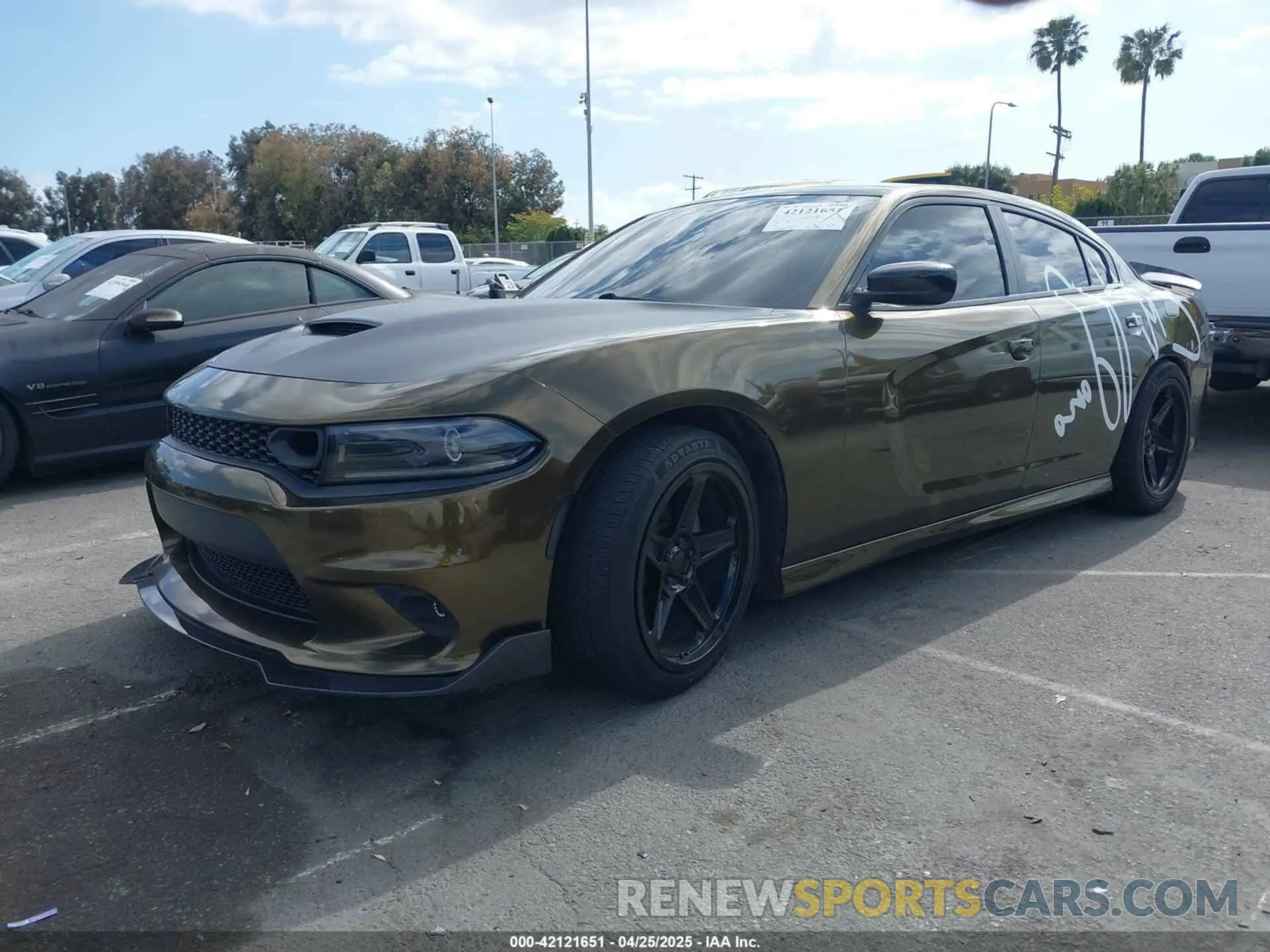 2 fotografías del automóvil dañado 2C3CDXHG8NH192660 DODGE CHARGER 2022