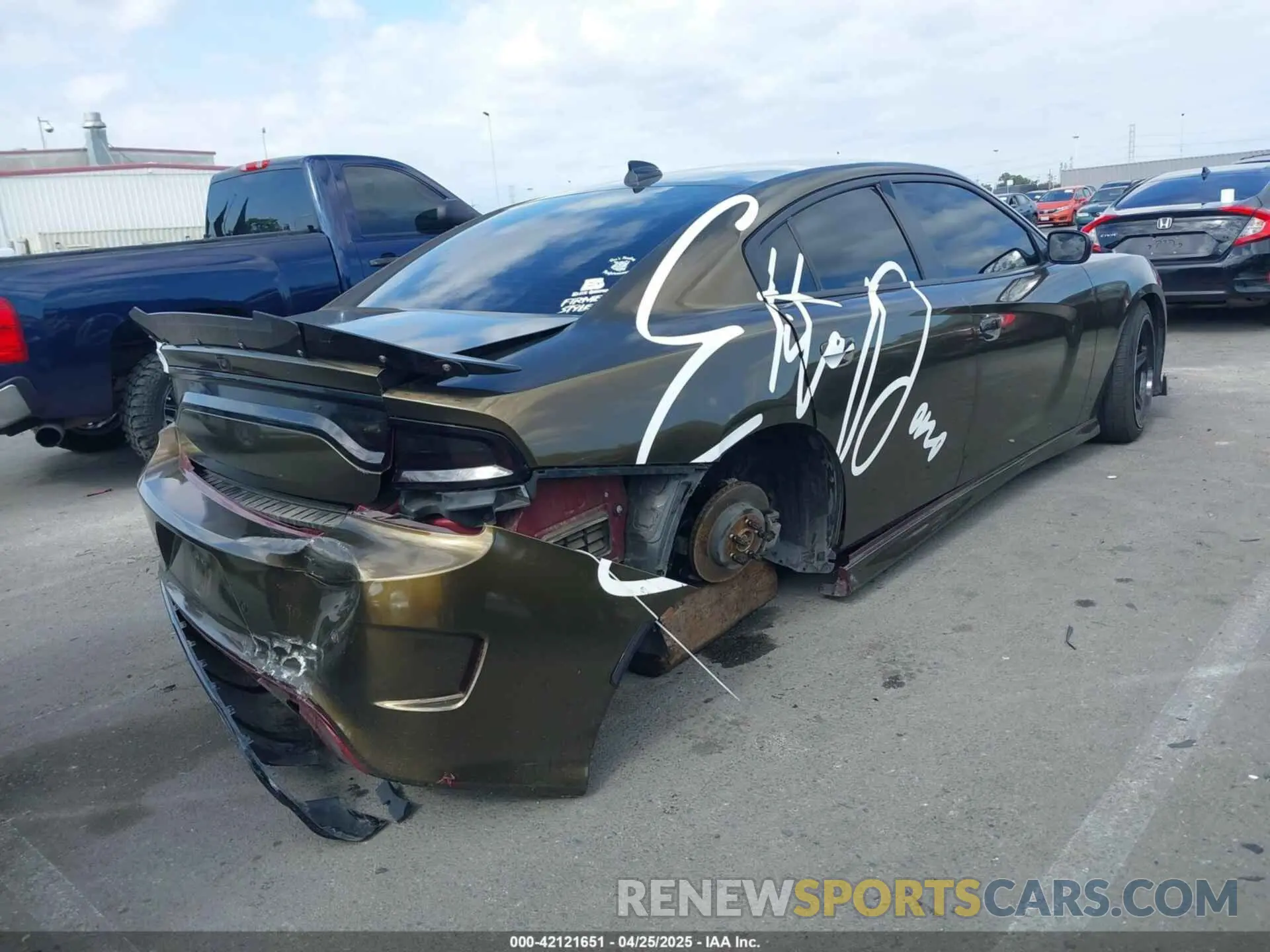 4 fotografías del automóvil dañado 2C3CDXHG8NH192660 DODGE CHARGER 2022