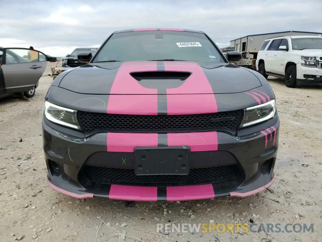 5 fotografías del automóvil dañado 2C3CDXHG8NH206170 DODGE CHARGER 2022