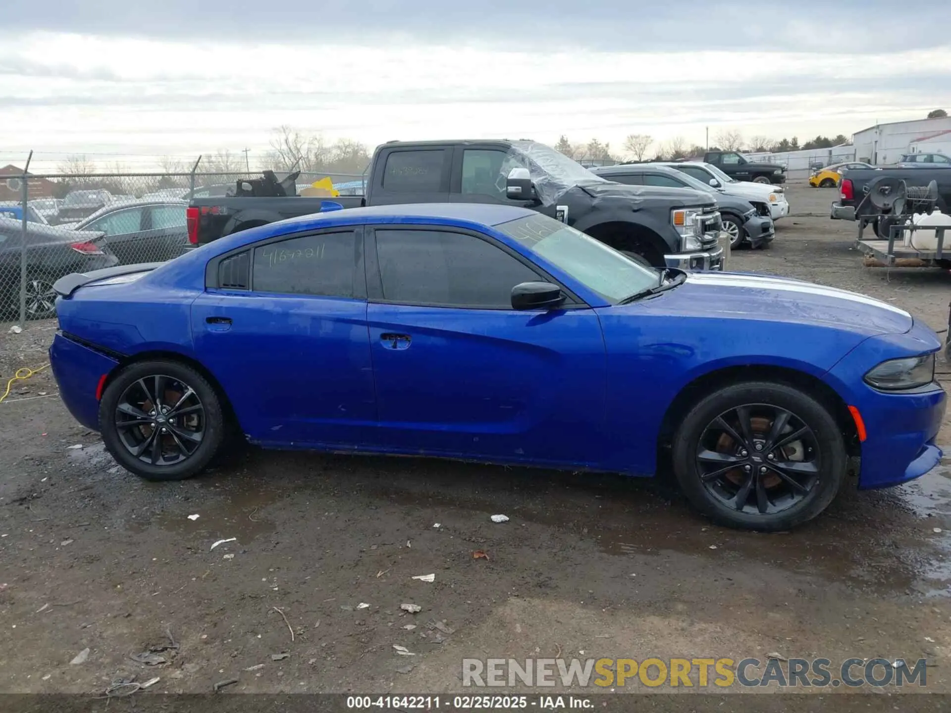 14 fotografías del automóvil dañado 2C3CDXJG6NH143483 DODGE CHARGER 2022