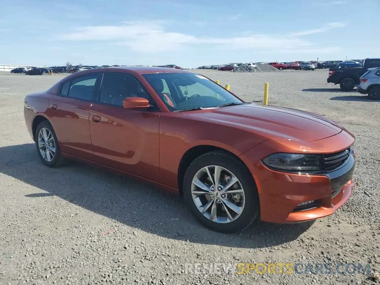 4 fotografías del automóvil dañado 2C3CDXJG9NH143476 DODGE CHARGER 2022