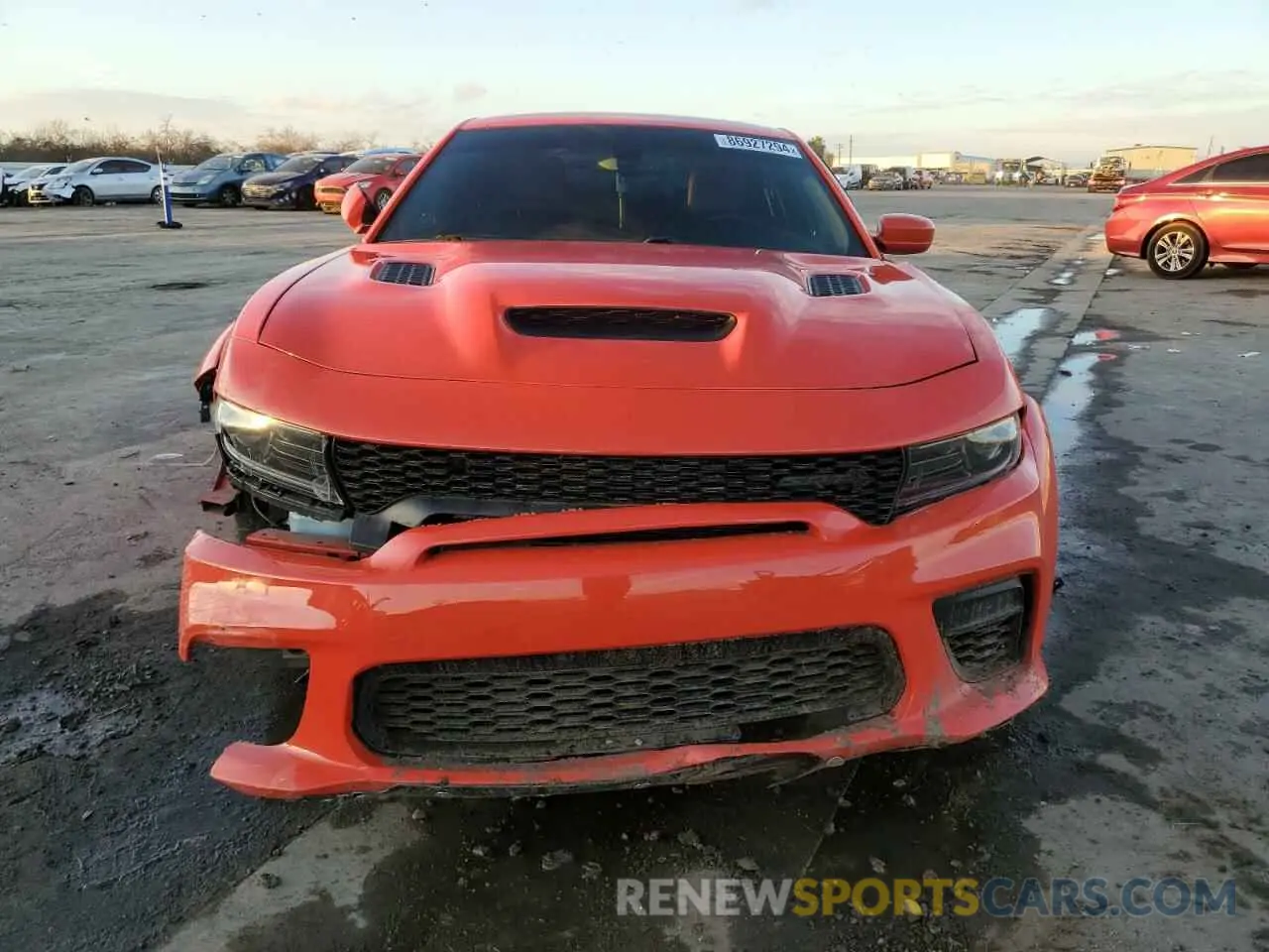 5 fotografías del automóvil dañado 2C3CDXL92NH122094 DODGE CHARGER 2022