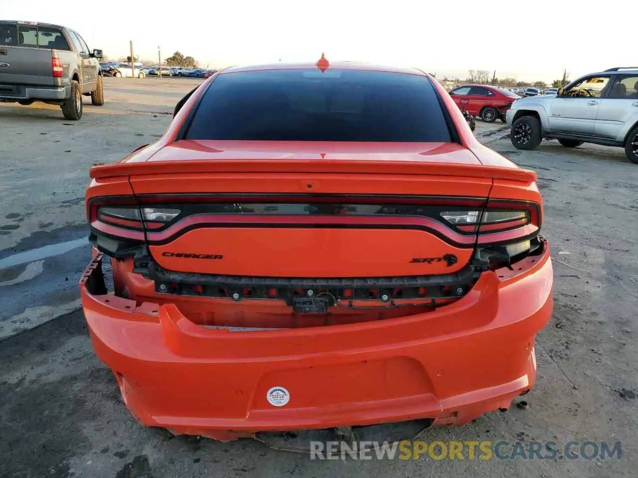 6 fotografías del automóvil dañado 2C3CDXL92NH122094 DODGE CHARGER 2022