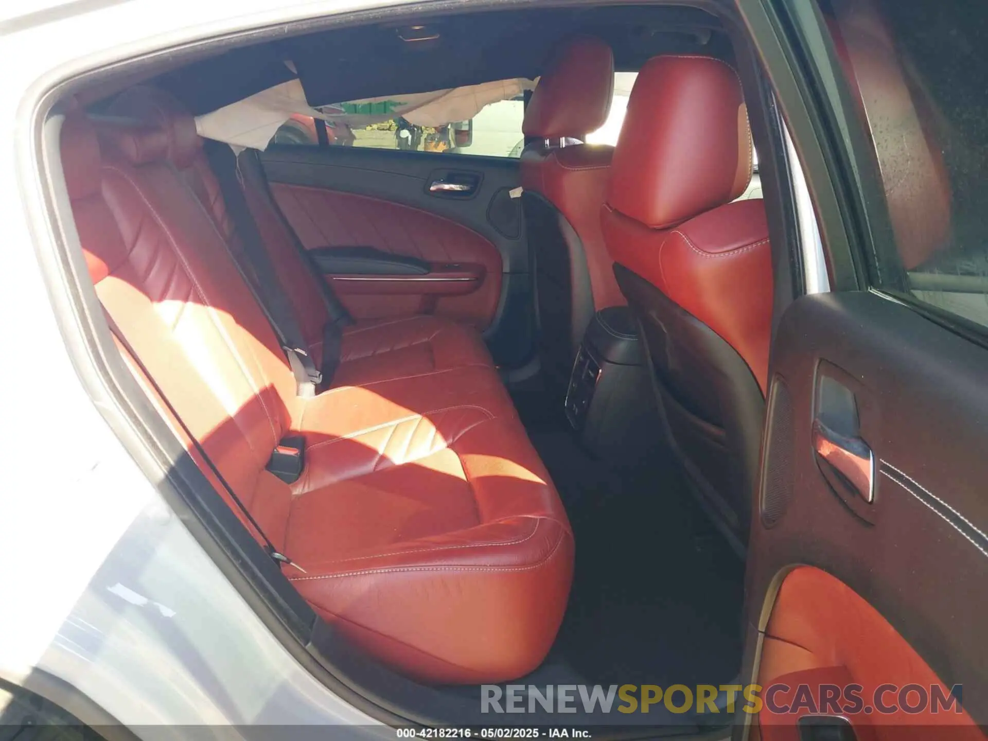 8 fotografías del automóvil dañado 2C3CDXL92NH179914 DODGE CHARGER 2022