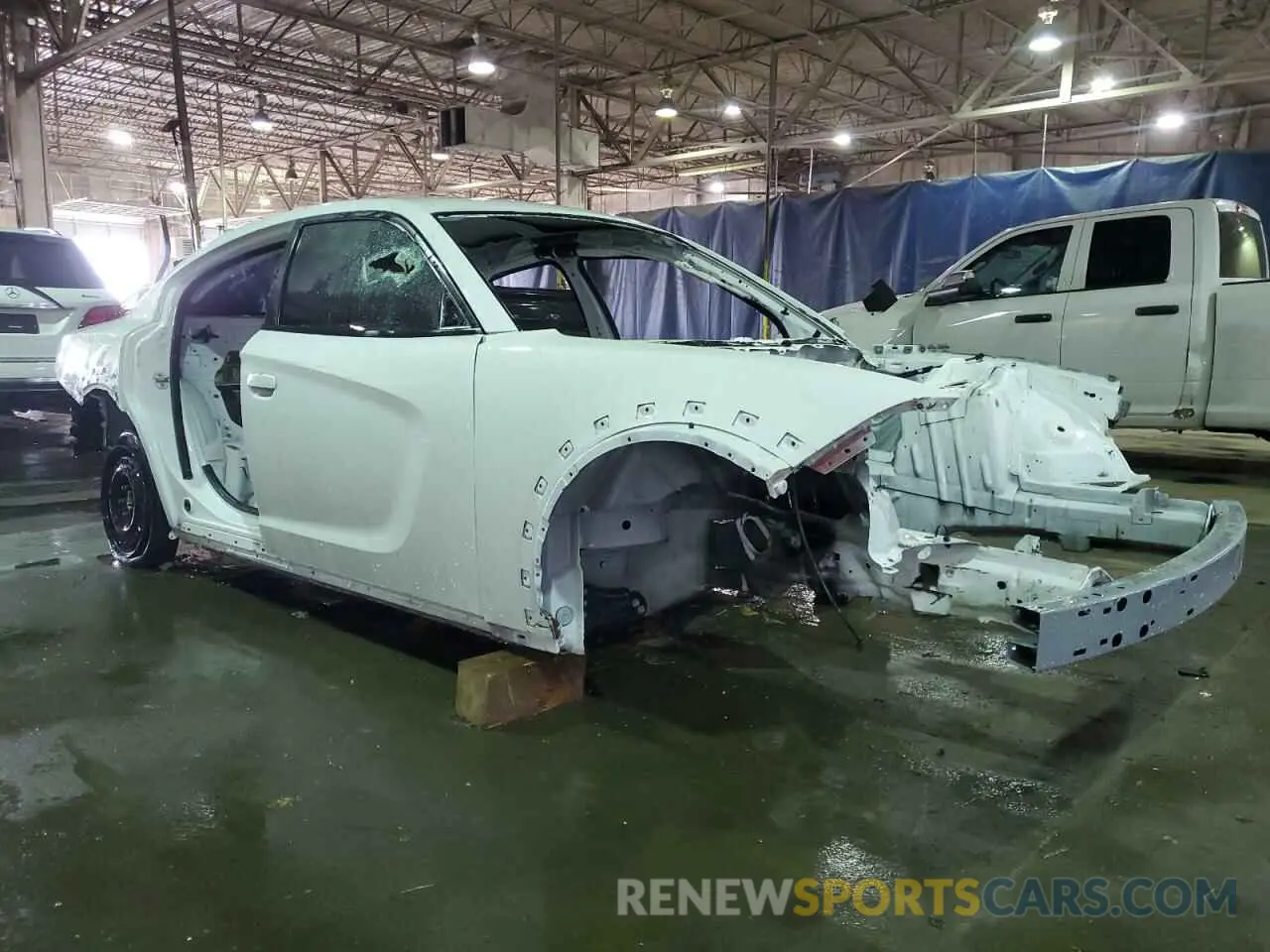 4 fotografías del automóvil dañado 2C3CDXL93NH104803 DODGE CHARGER 2022