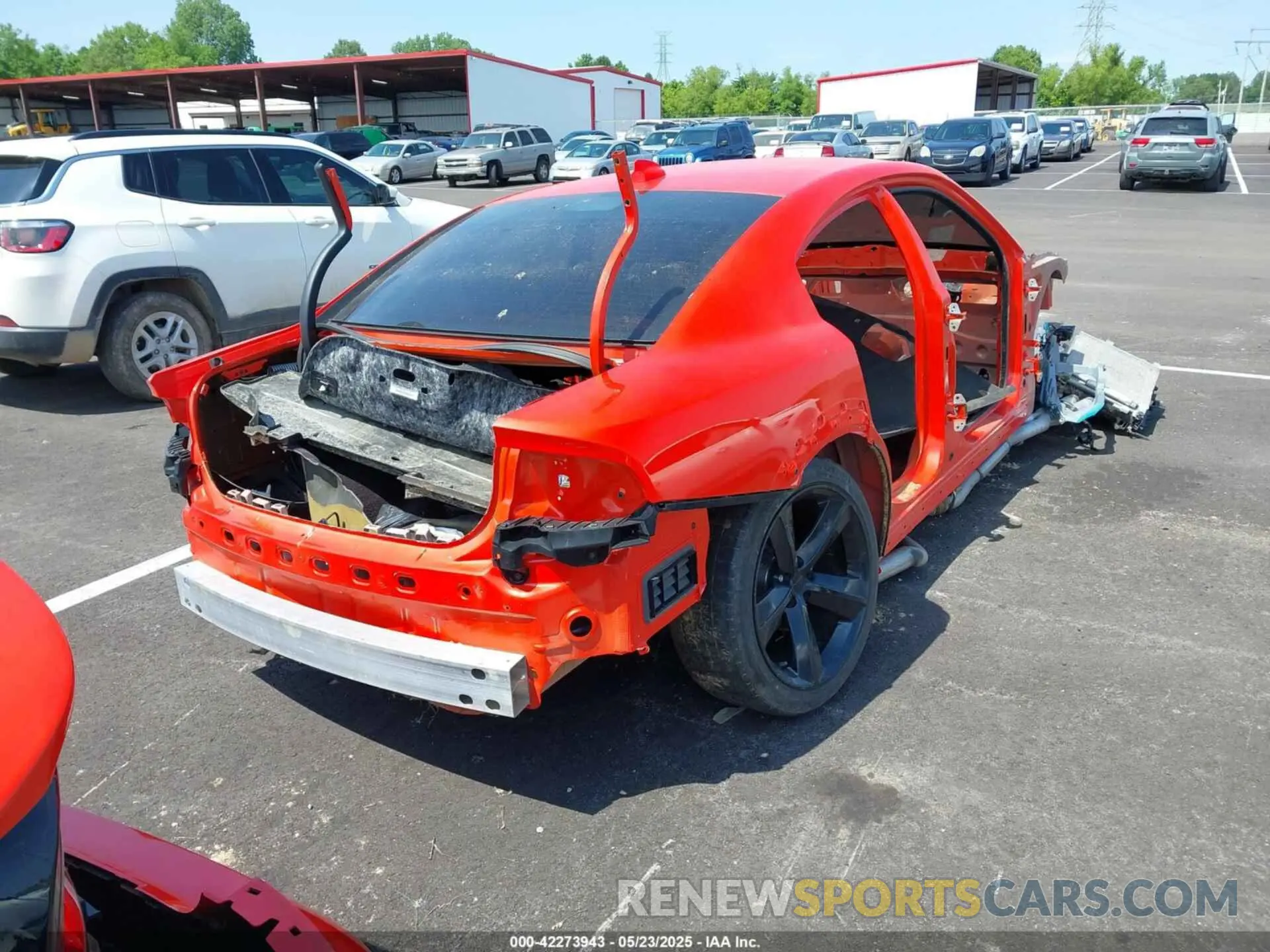 4 fotografías del automóvil dañado 2C3CDXL95NH163254 DODGE CHARGER 2022