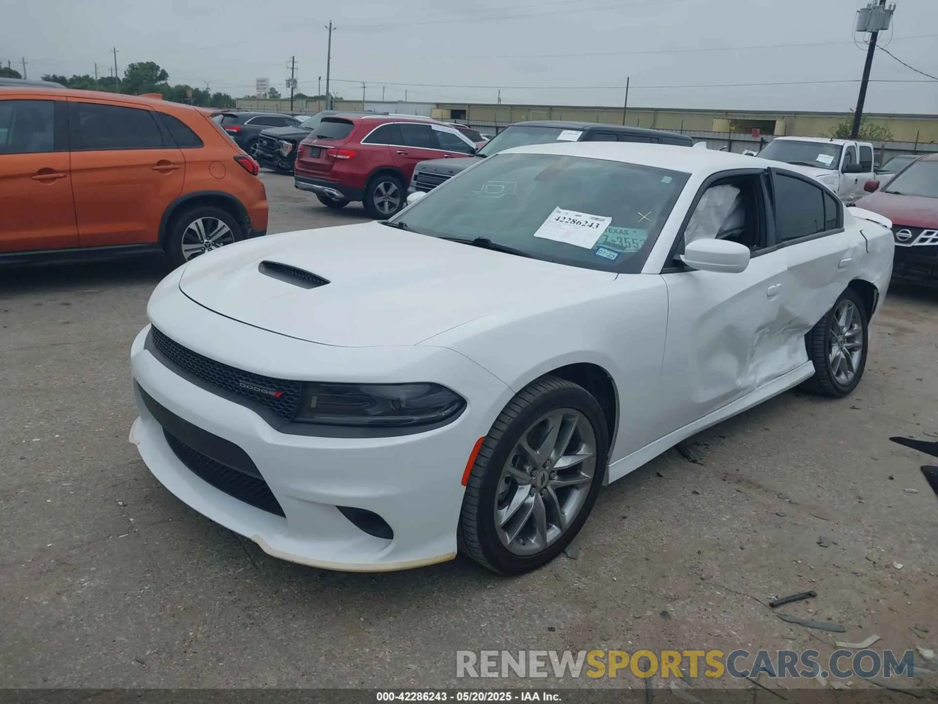2 fotografías del automóvil dañado 2C3CDXMG0NH228735 DODGE CHARGER 2022