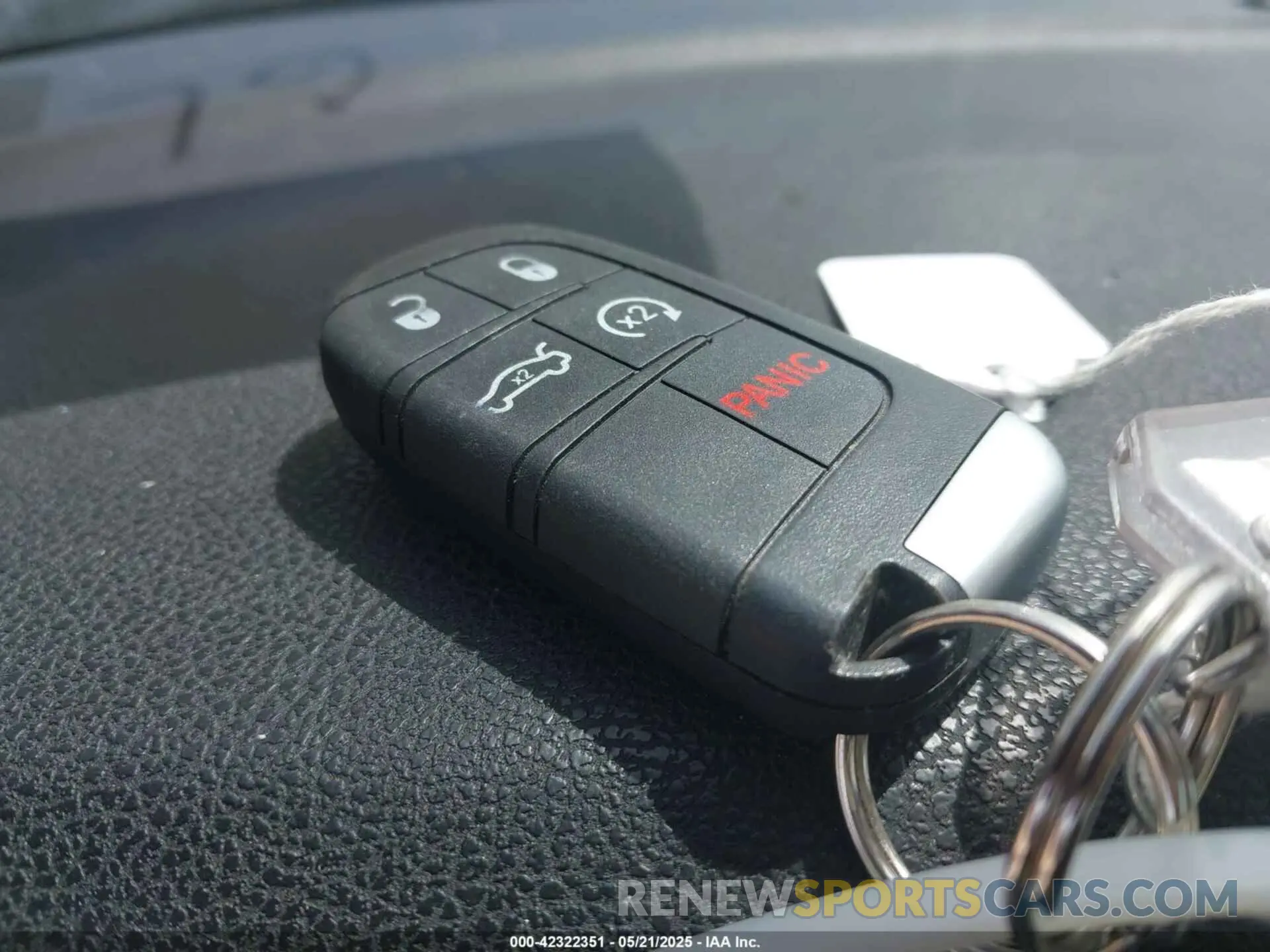 11 fotografías del automóvil dañado 2C3CDXBG1PH608480 DODGE CHARGER 2023