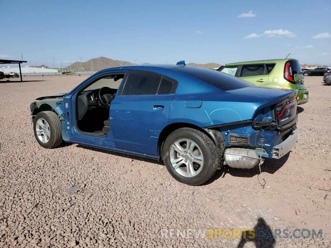 2 fotografías del automóvil dañado 2C3CDXBG1PH657050 DODGE CHARGER 2023