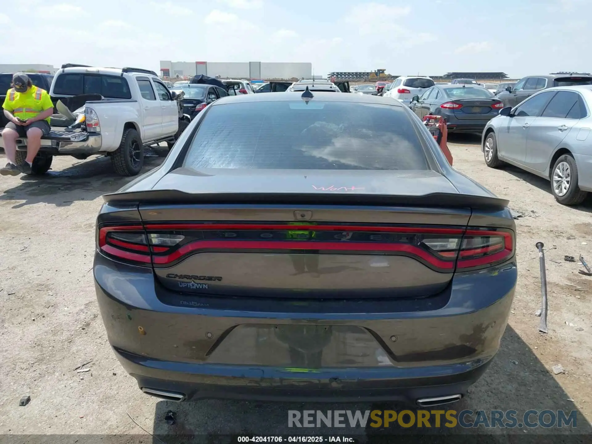 16 fotografías del automóvil dañado 2C3CDXBG2PH523647 DODGE CHARGER 2023