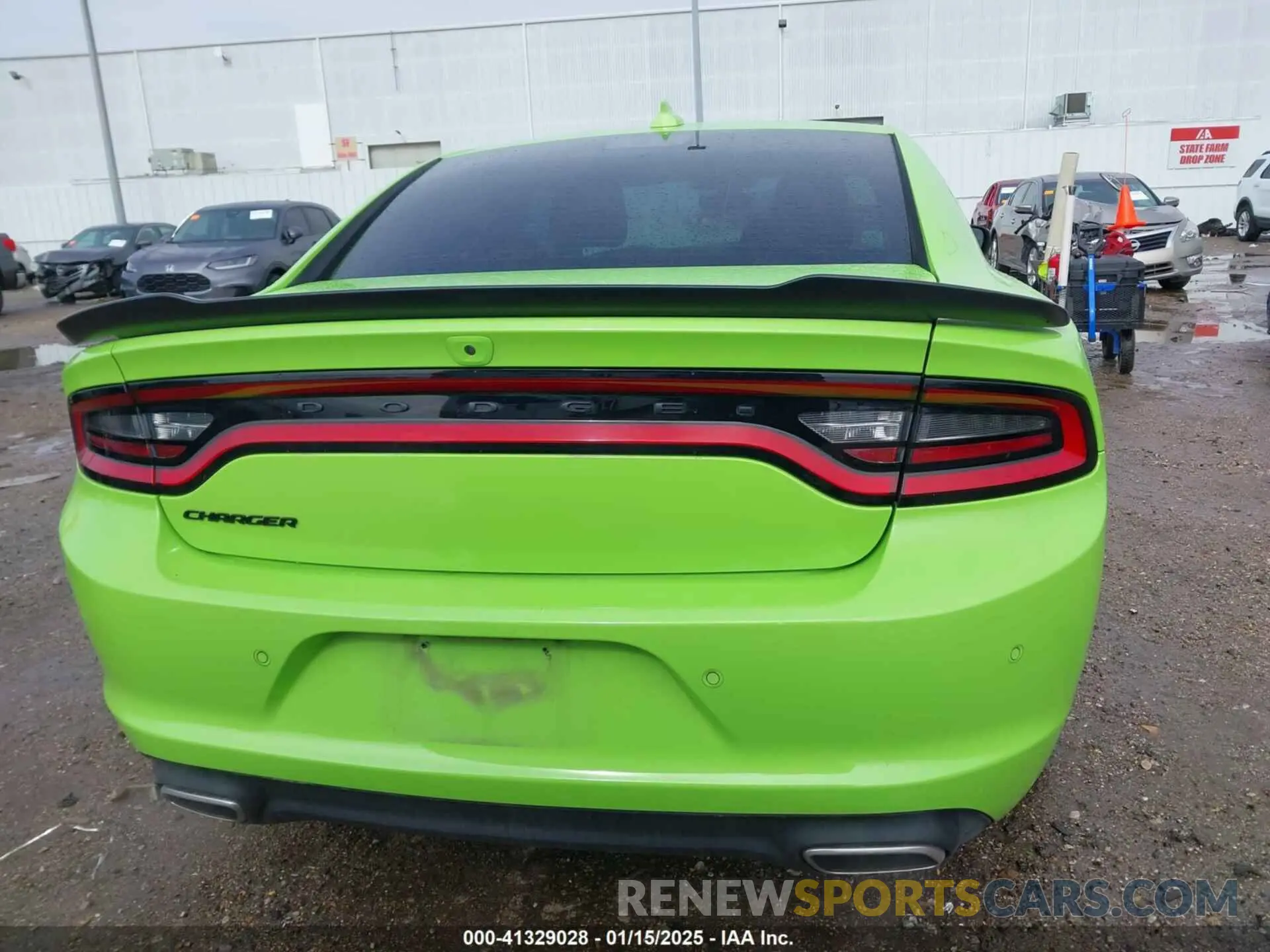 16 fotografías del automóvil dañado 2C3CDXBG2PH535877 DODGE CHARGER 2023