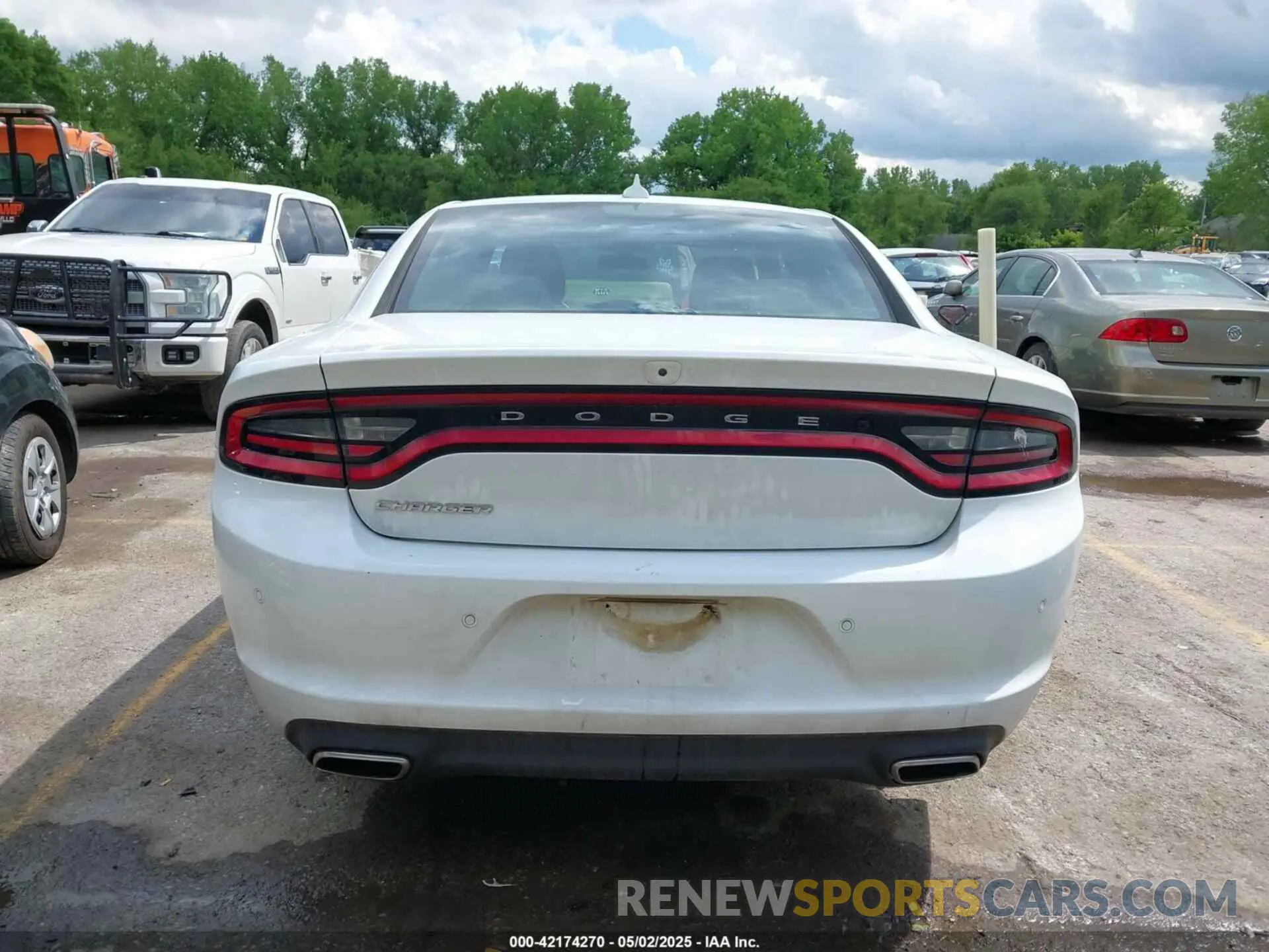 16 fotografías del automóvil dañado 2C3CDXBG3PH518747 DODGE CHARGER 2023