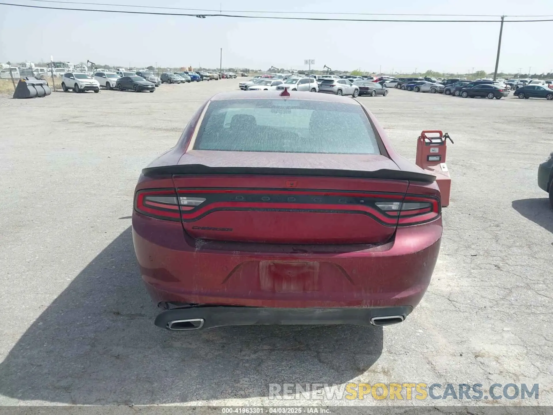 15 fotografías del automóvil dañado 2C3CDXBG4PH518966 DODGE CHARGER 2023