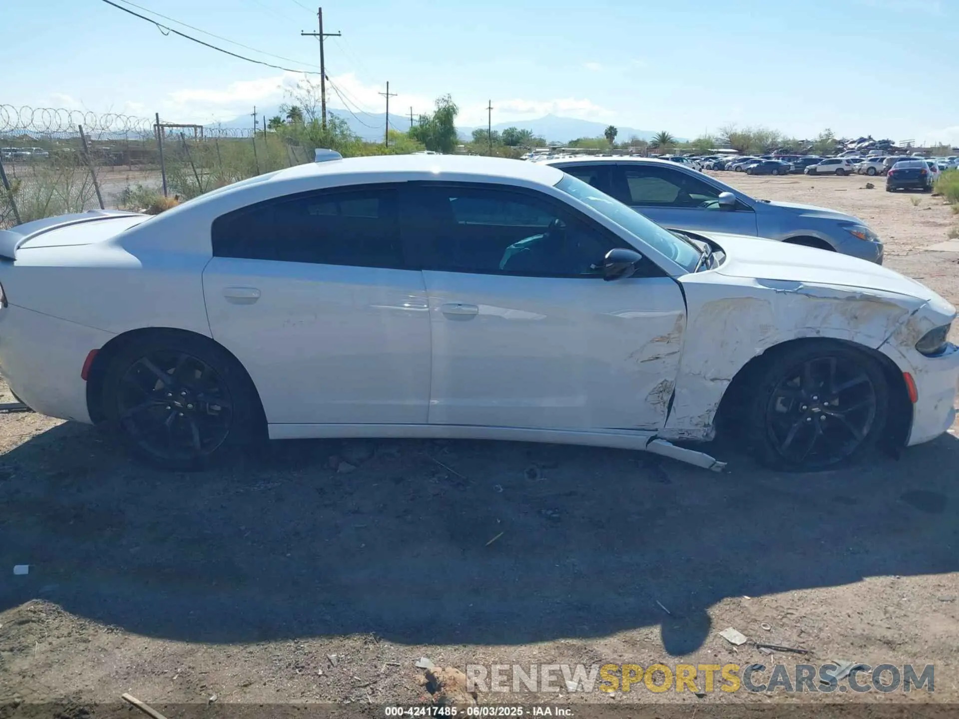 13 fotografías del automóvil dañado 2C3CDXBG4PH623216 DODGE CHARGER 2023