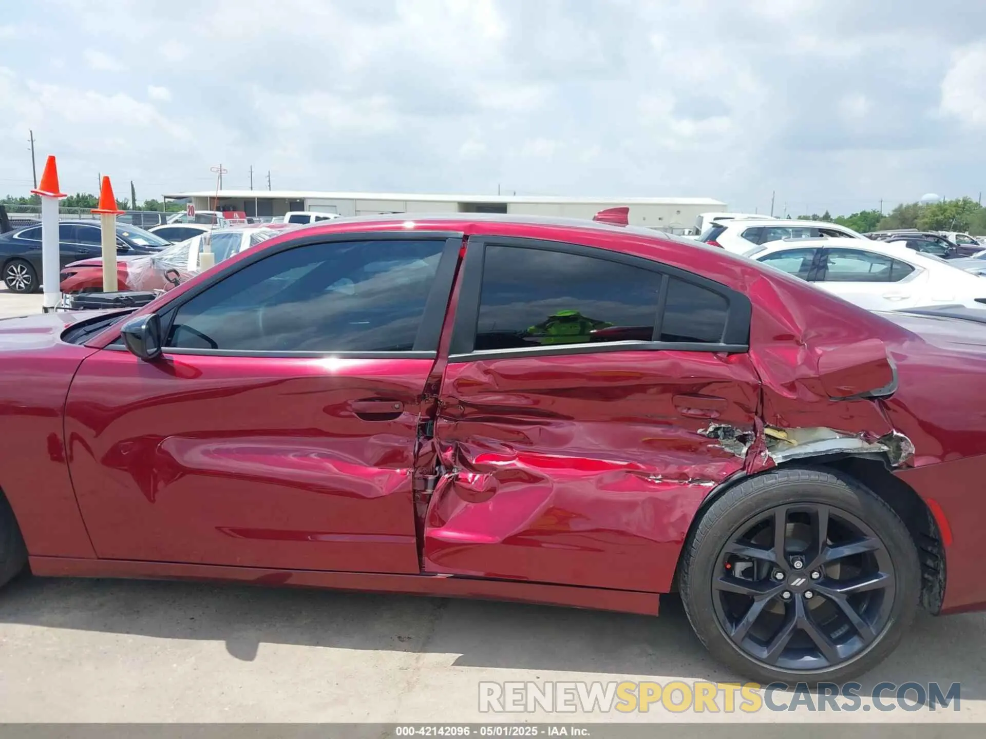 6 fotografías del automóvil dañado 2C3CDXBG5PH509371 DODGE CHARGER 2023