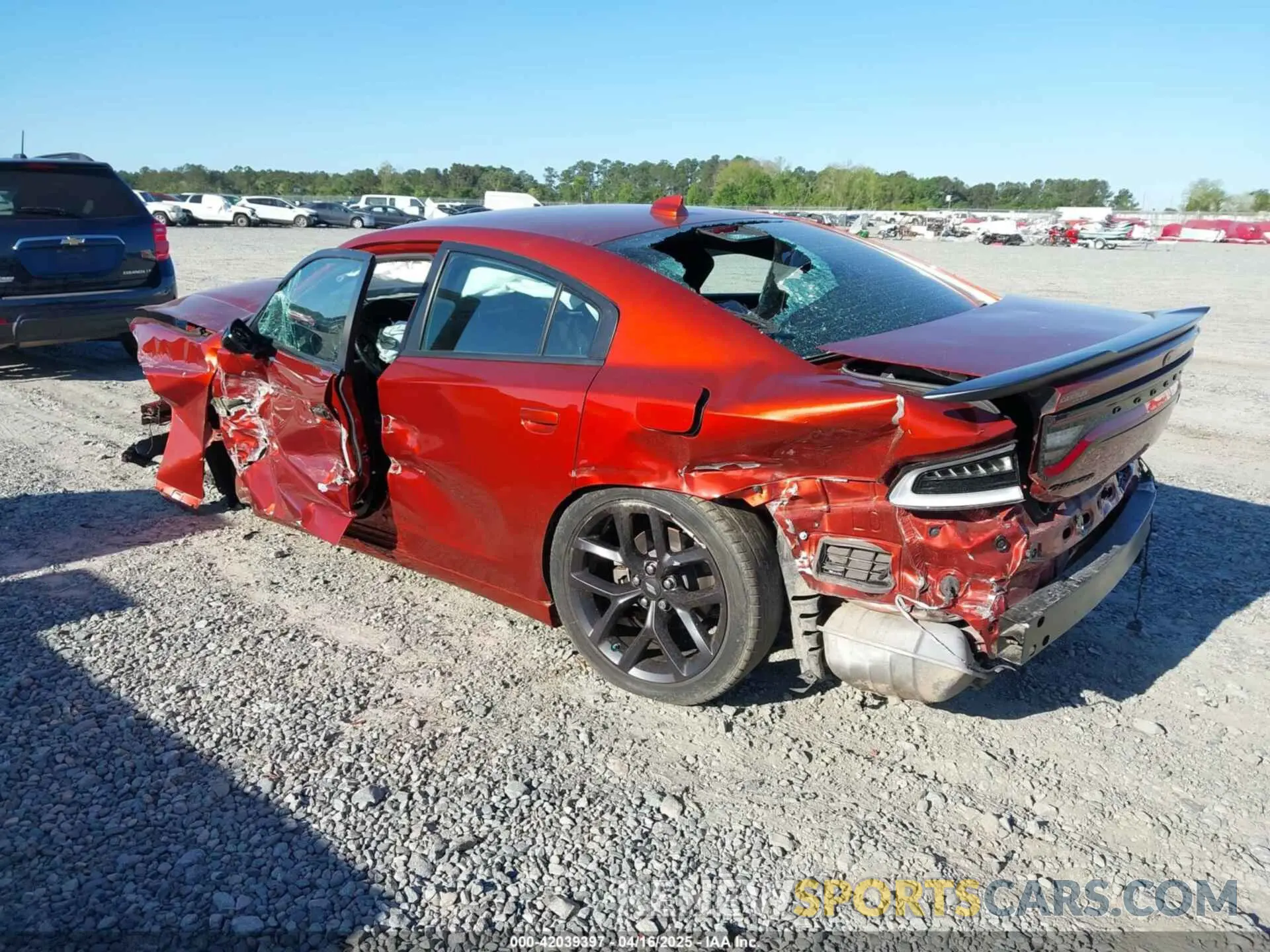 3 fotografías del automóvil dañado 2C3CDXBG5PH511802 DODGE CHARGER 2023