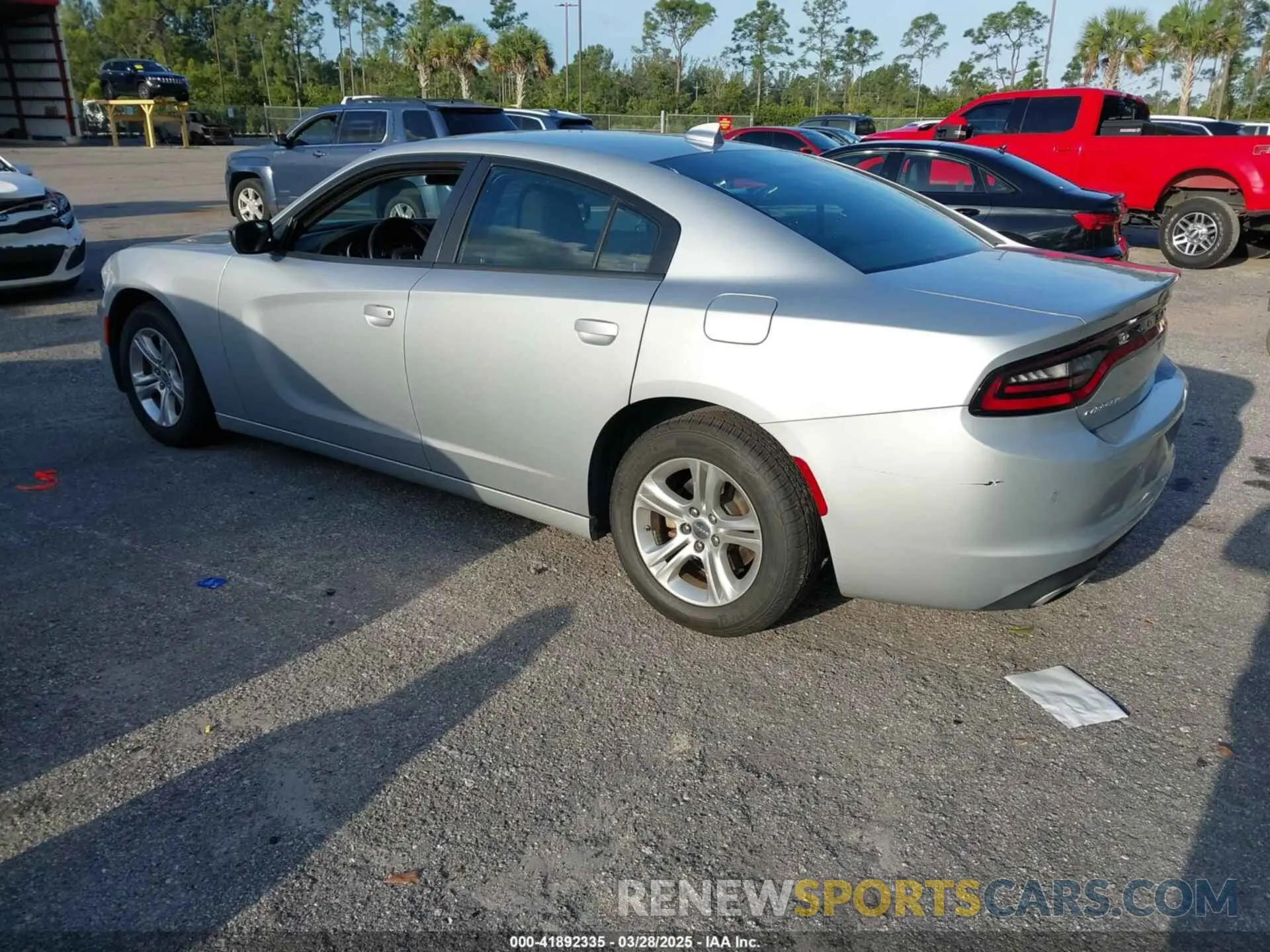 3 fotografías del automóvil dañado 2C3CDXBG6PH564153 DODGE CHARGER 2023