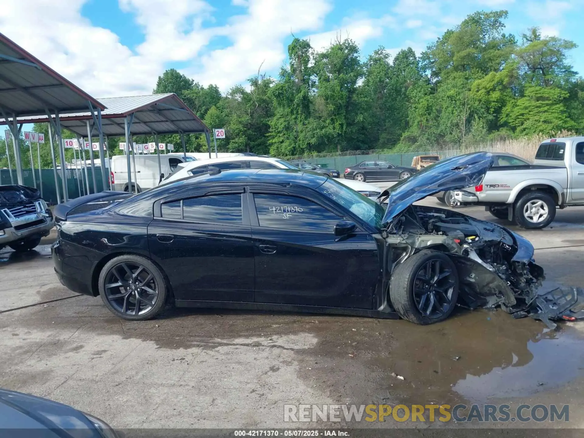 13 fotografías del automóvil dañado 2C3CDXBG6PH598948 DODGE CHARGER 2023