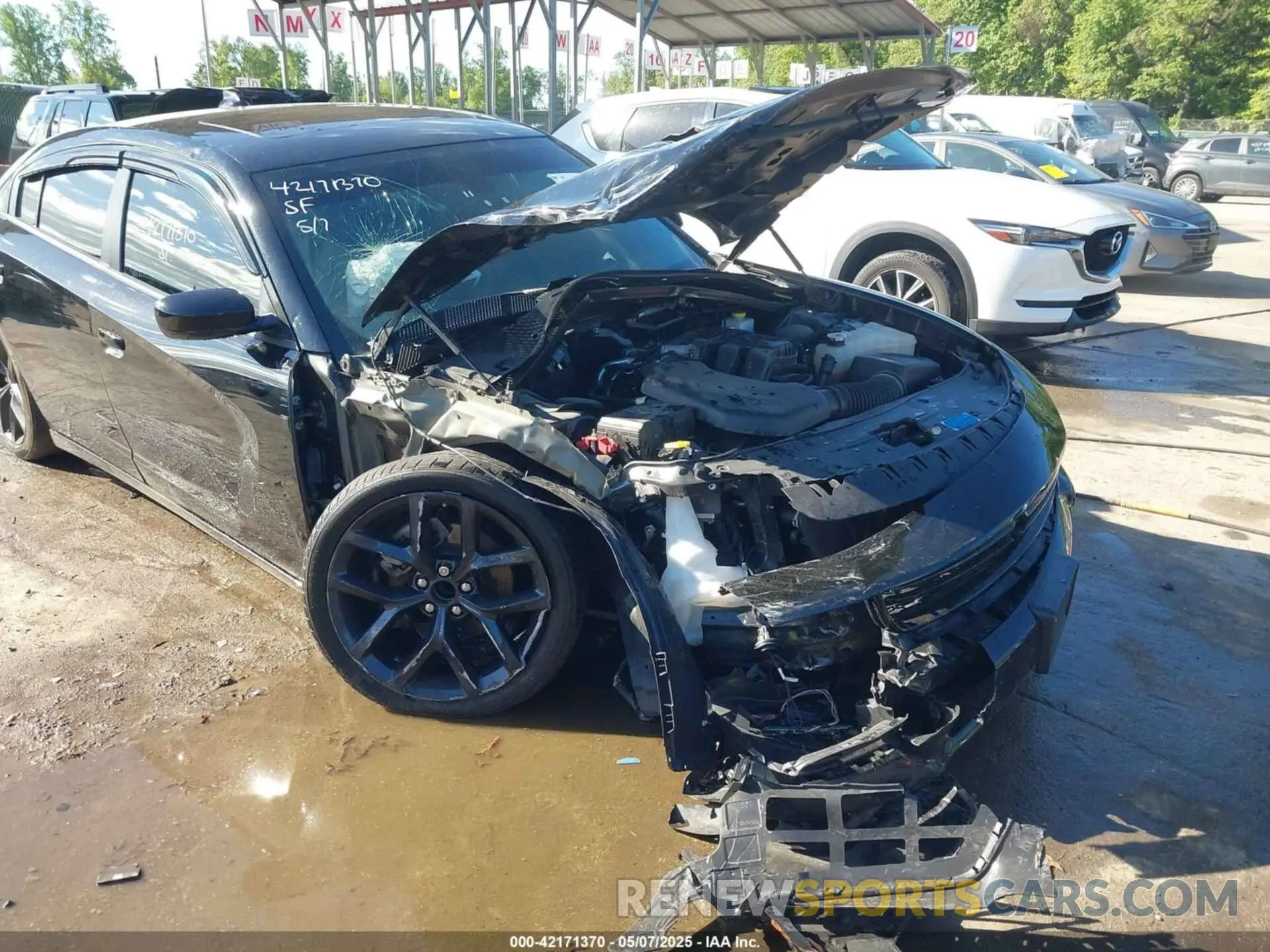 17 fotografías del automóvil dañado 2C3CDXBG6PH598948 DODGE CHARGER 2023