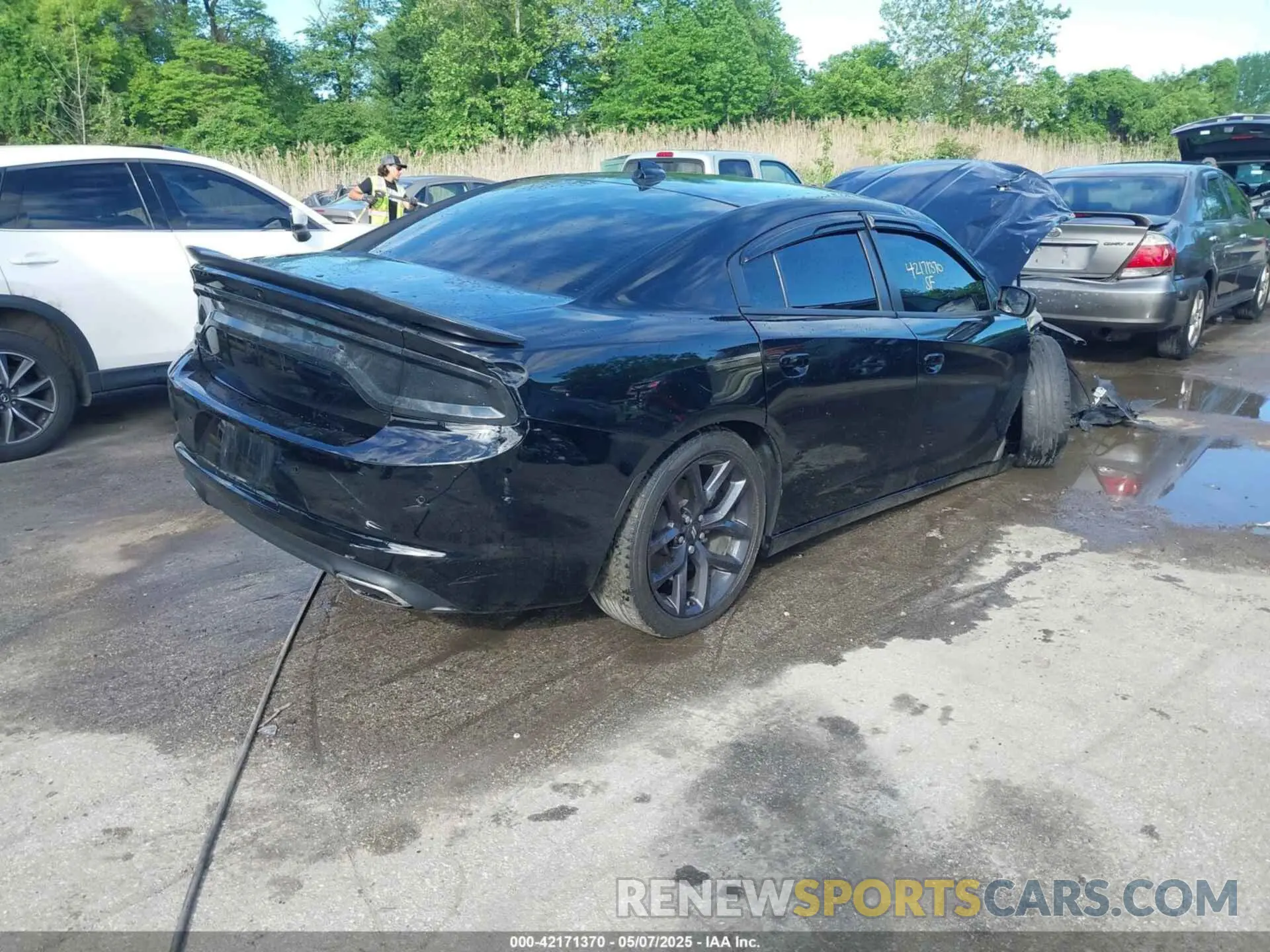 4 fotografías del automóvil dañado 2C3CDXBG6PH598948 DODGE CHARGER 2023