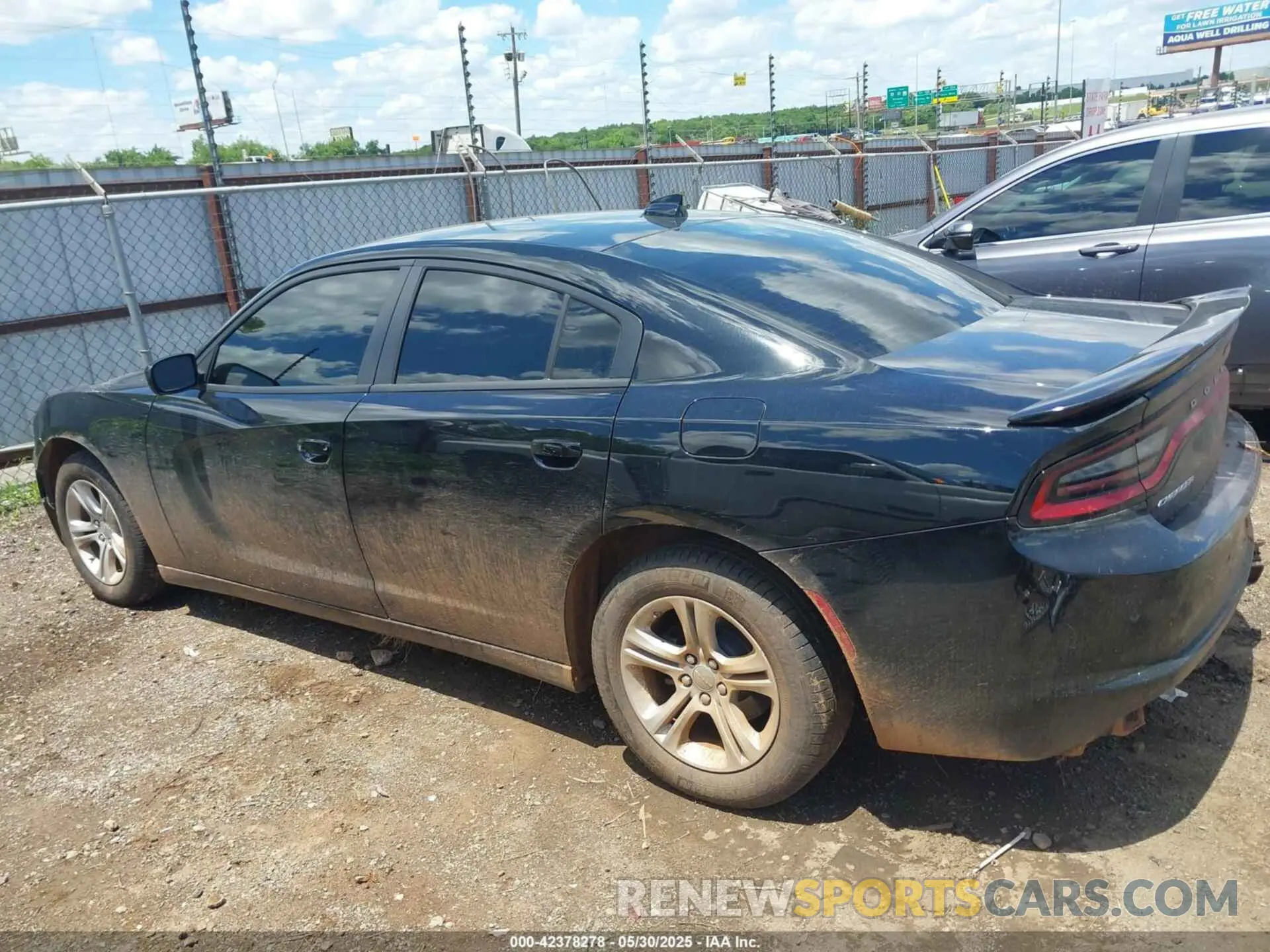 14 fotografías del automóvil dañado 2C3CDXBG7PH657022 DODGE CHARGER 2023