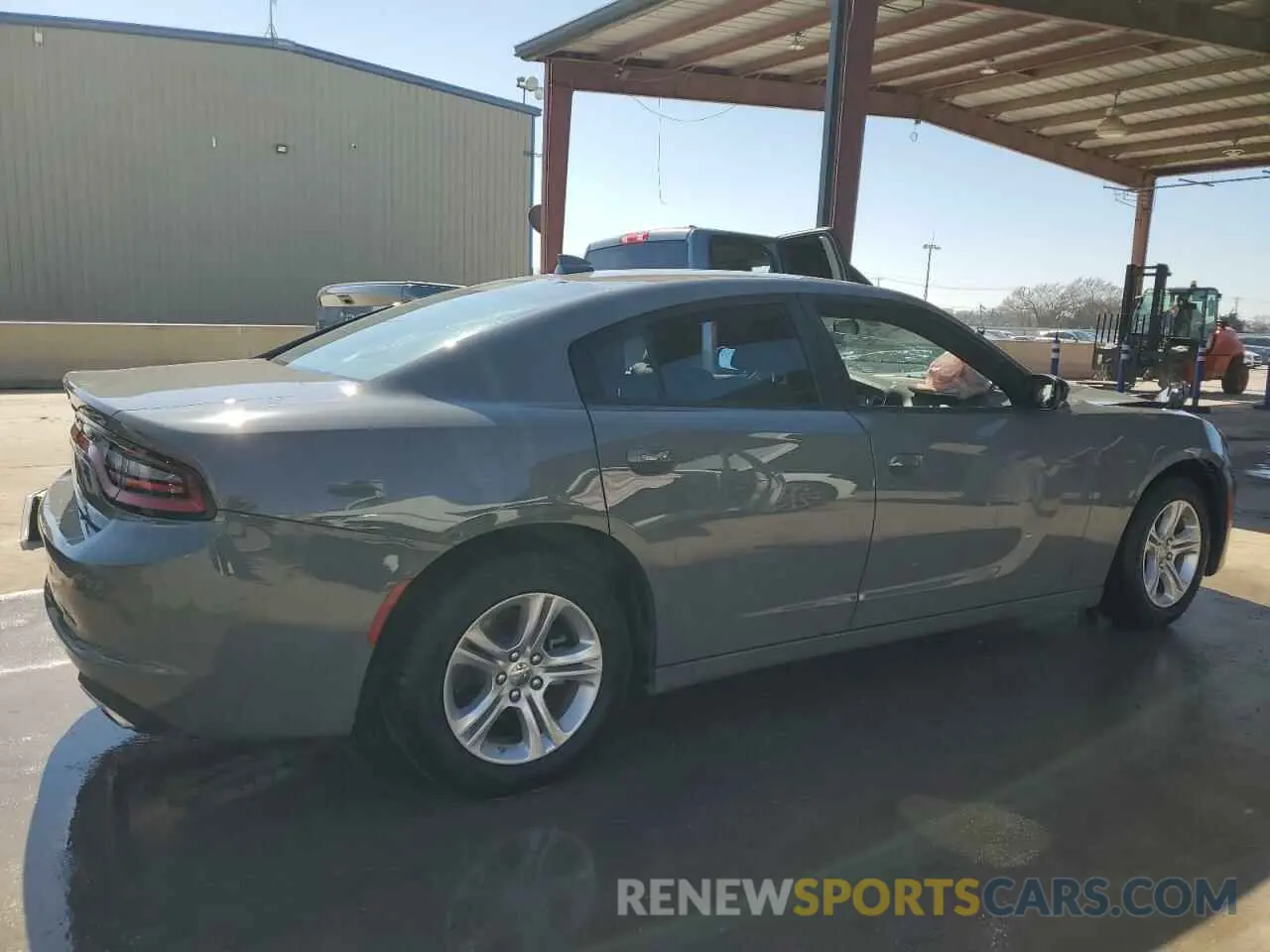 3 fotografías del automóvil dañado 2C3CDXBG7PH702914 DODGE CHARGER 2023