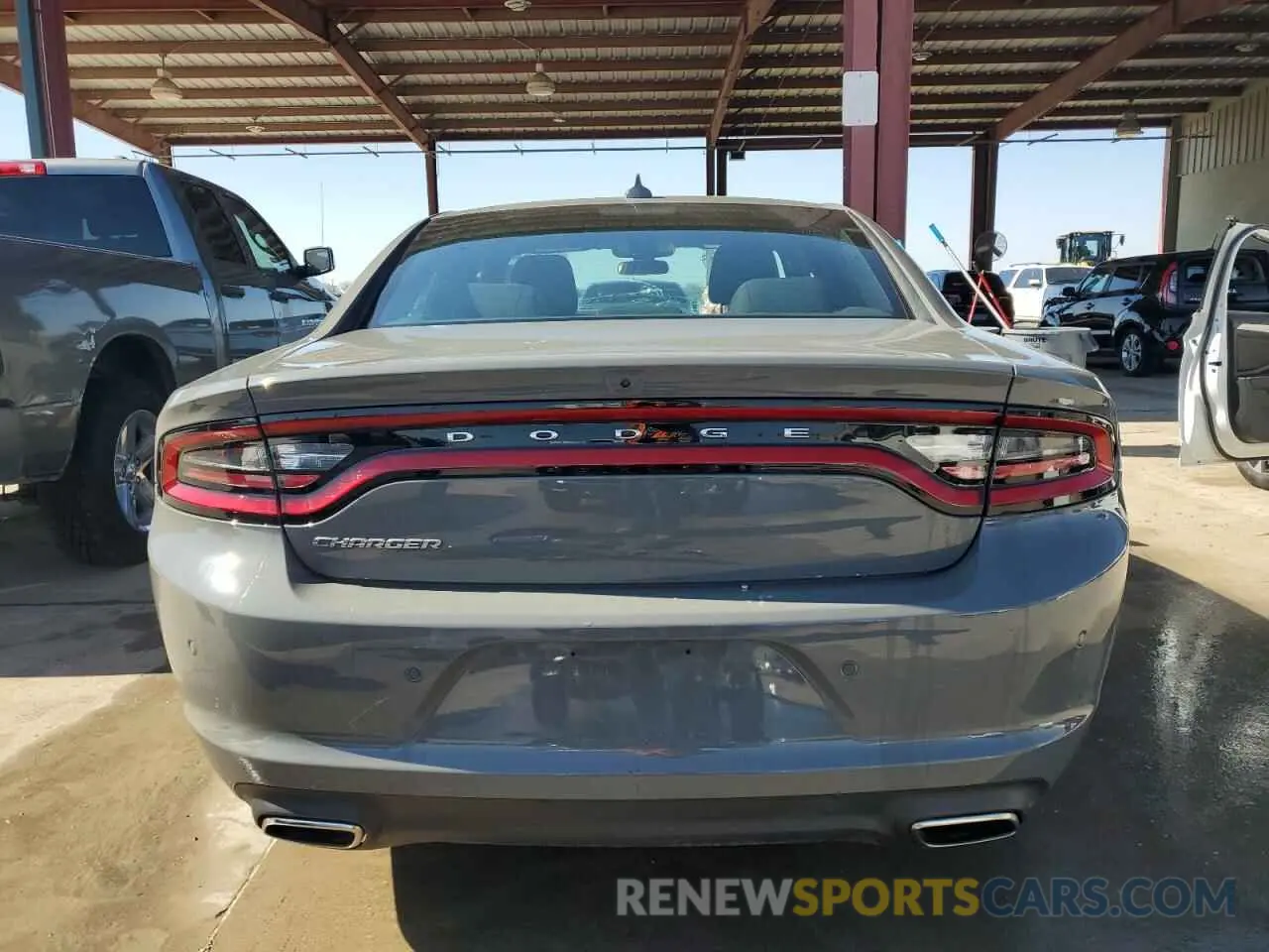 6 fotografías del automóvil dañado 2C3CDXBG7PH702914 DODGE CHARGER 2023