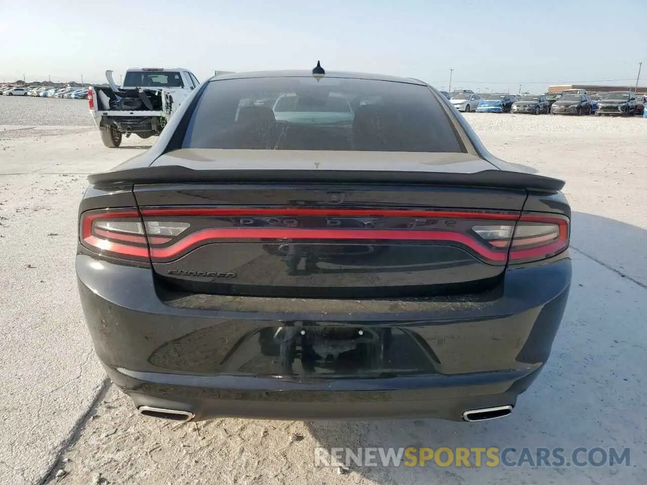 6 fotografías del automóvil dañado 2C3CDXBG8PH599096 DODGE CHARGER 2023