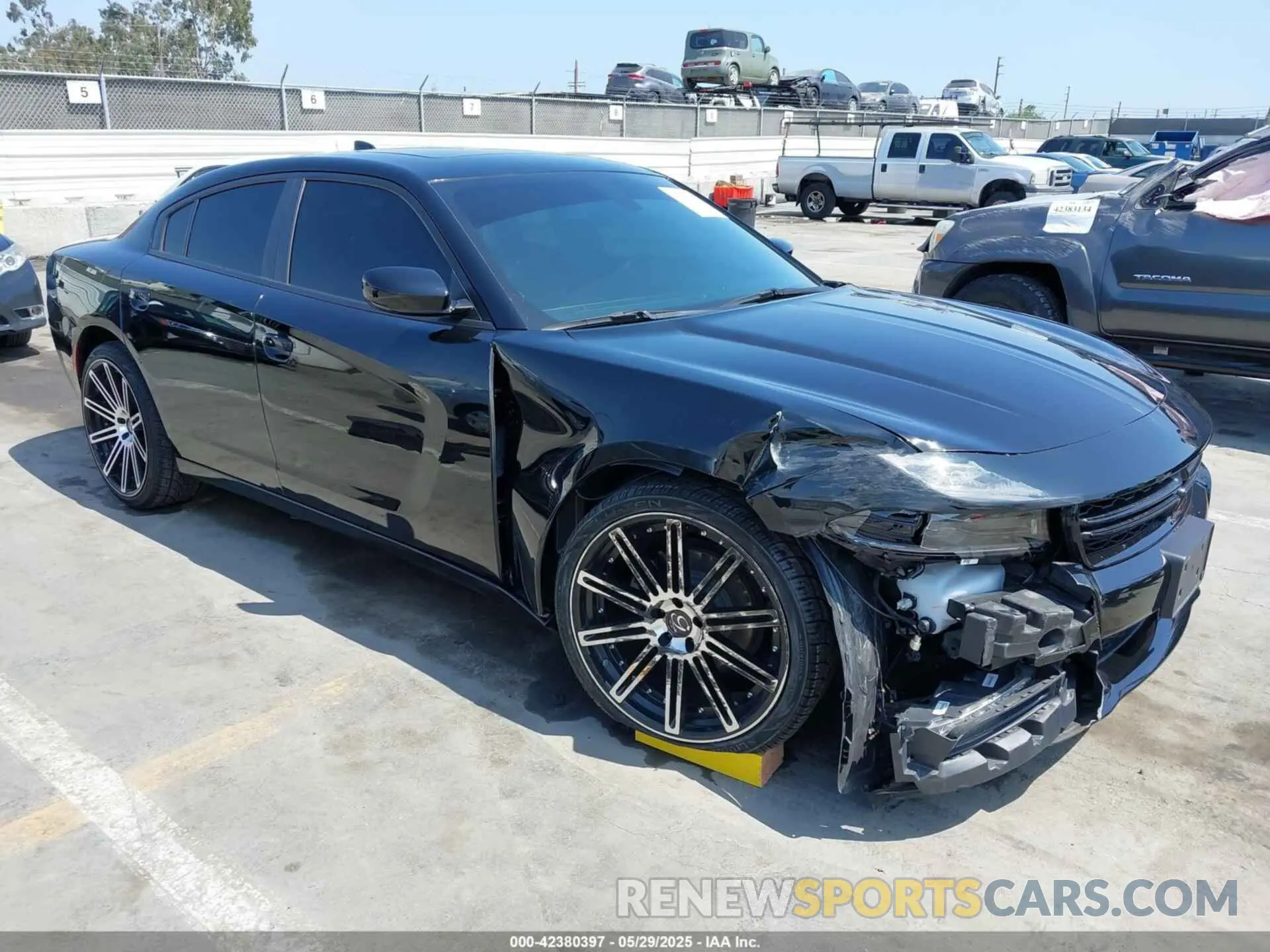 1 fotografías del automóvil dañado 2C3CDXBG9PH622224 DODGE CHARGER 2023