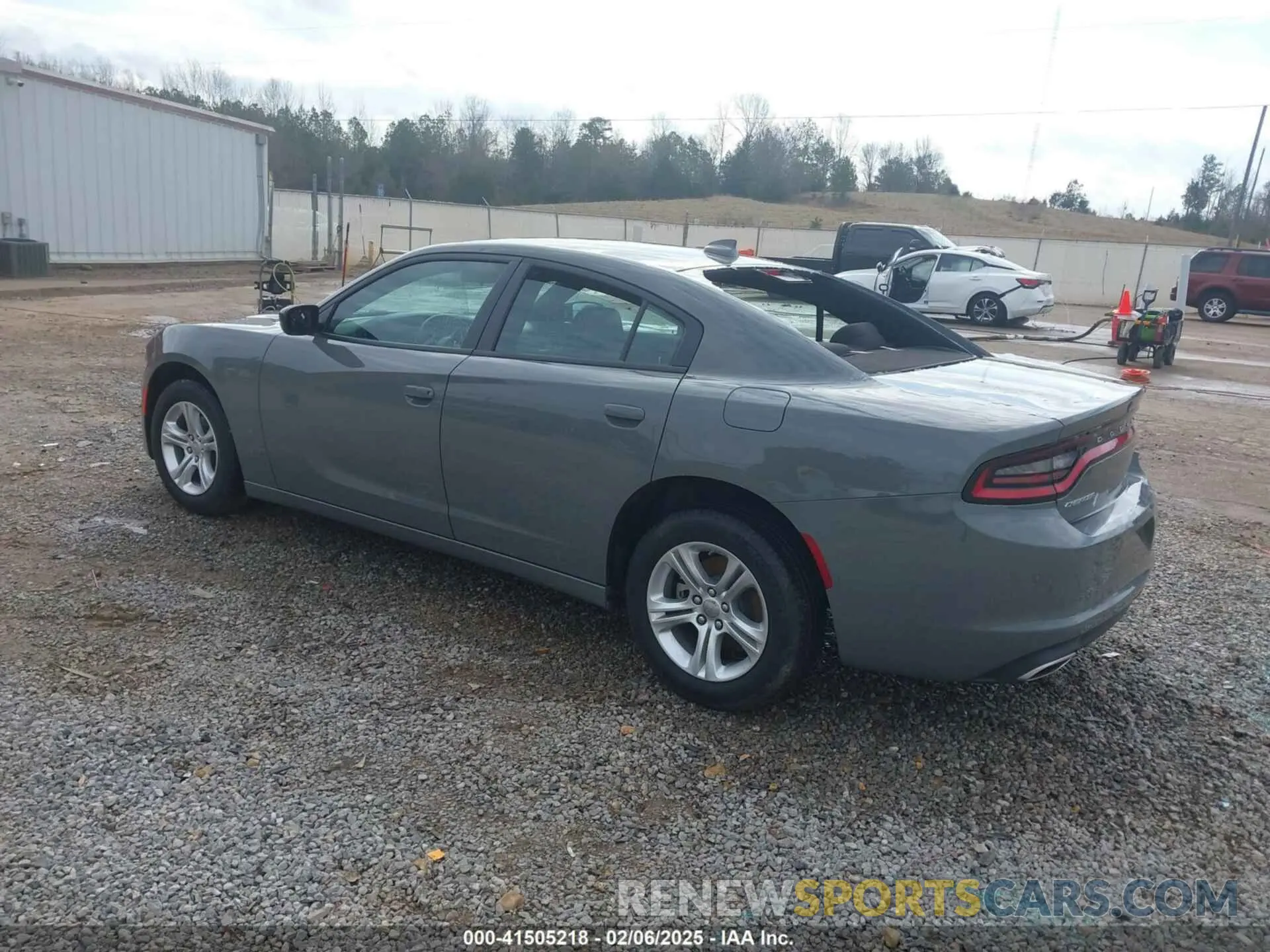 3 fotografías del automóvil dañado 2C3CDXBG9PH699496 DODGE CHARGER 2023