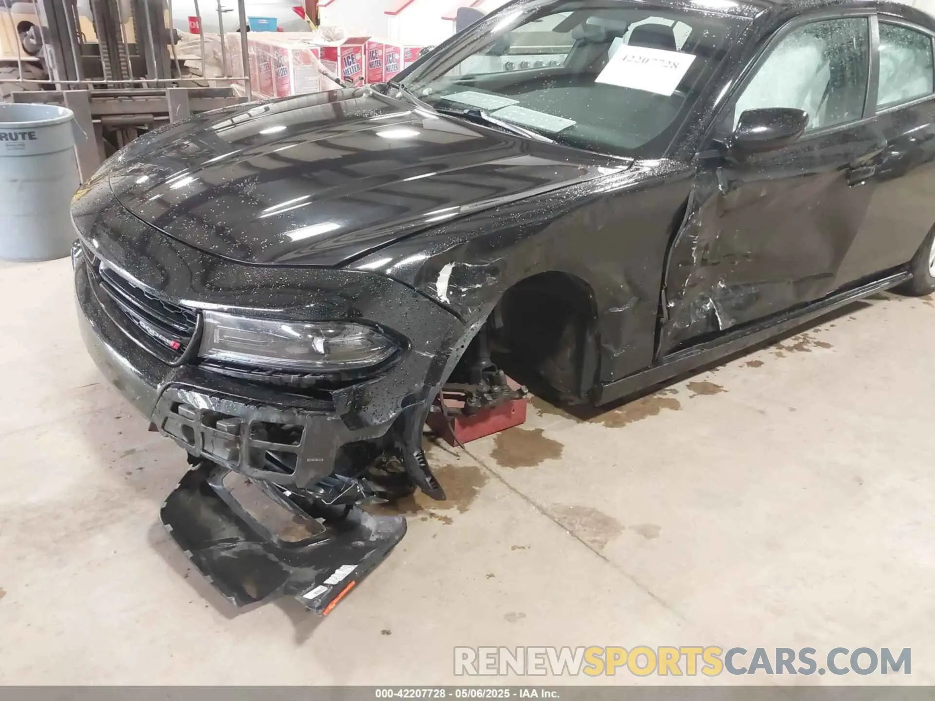 6 fotografías del automóvil dañado 2C3CDXBGXPH515585 DODGE CHARGER 2023