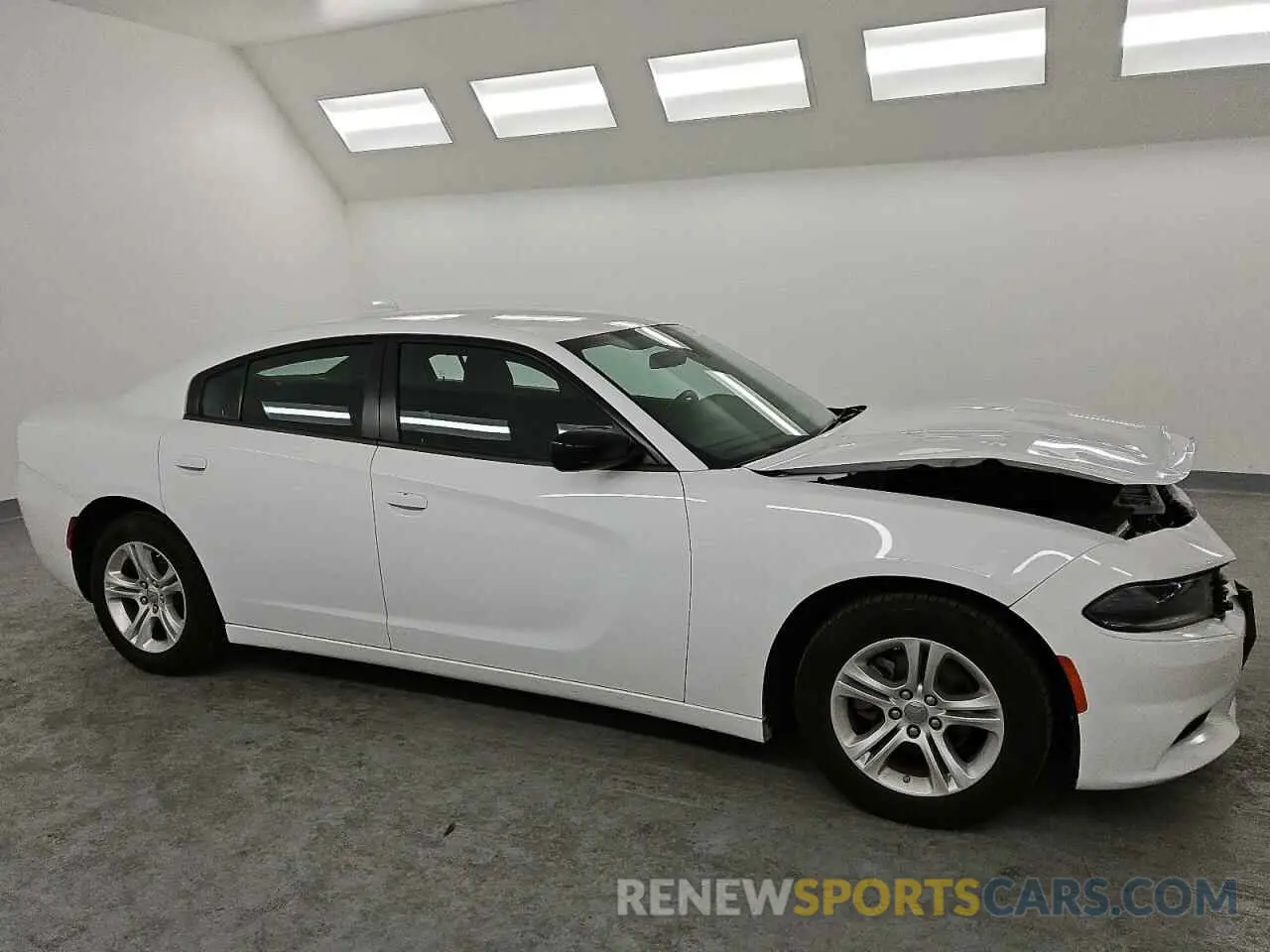 4 fotografías del automóvil dañado 2C3CDXBGXPH582896 DODGE CHARGER 2023