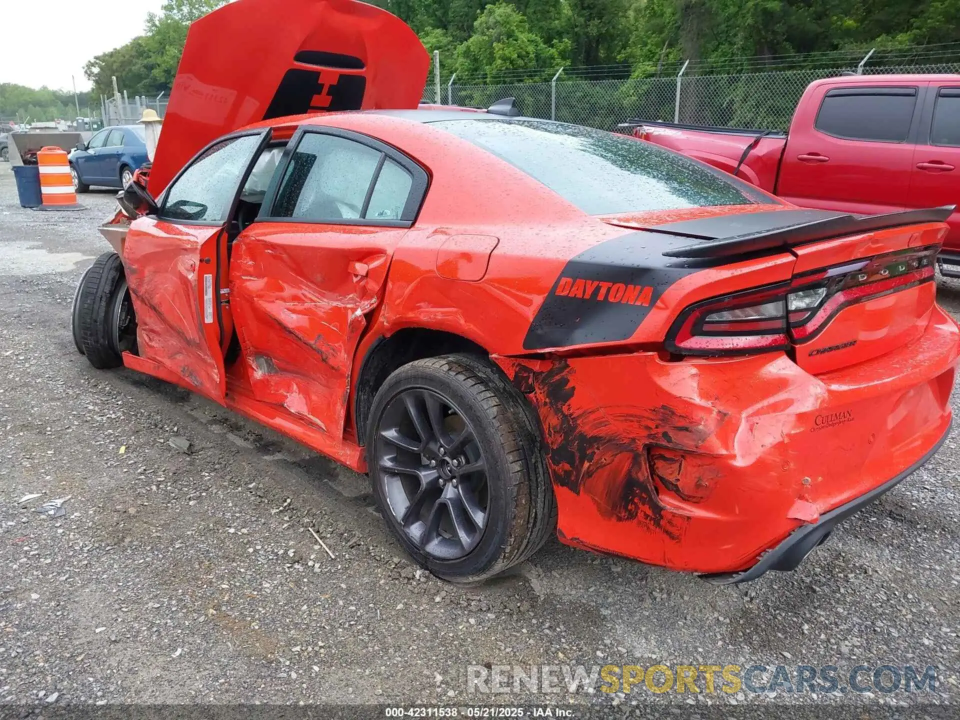 3 fotografías del automóvil dañado 2C3CDXCT2PH699528 DODGE CHARGER 2023