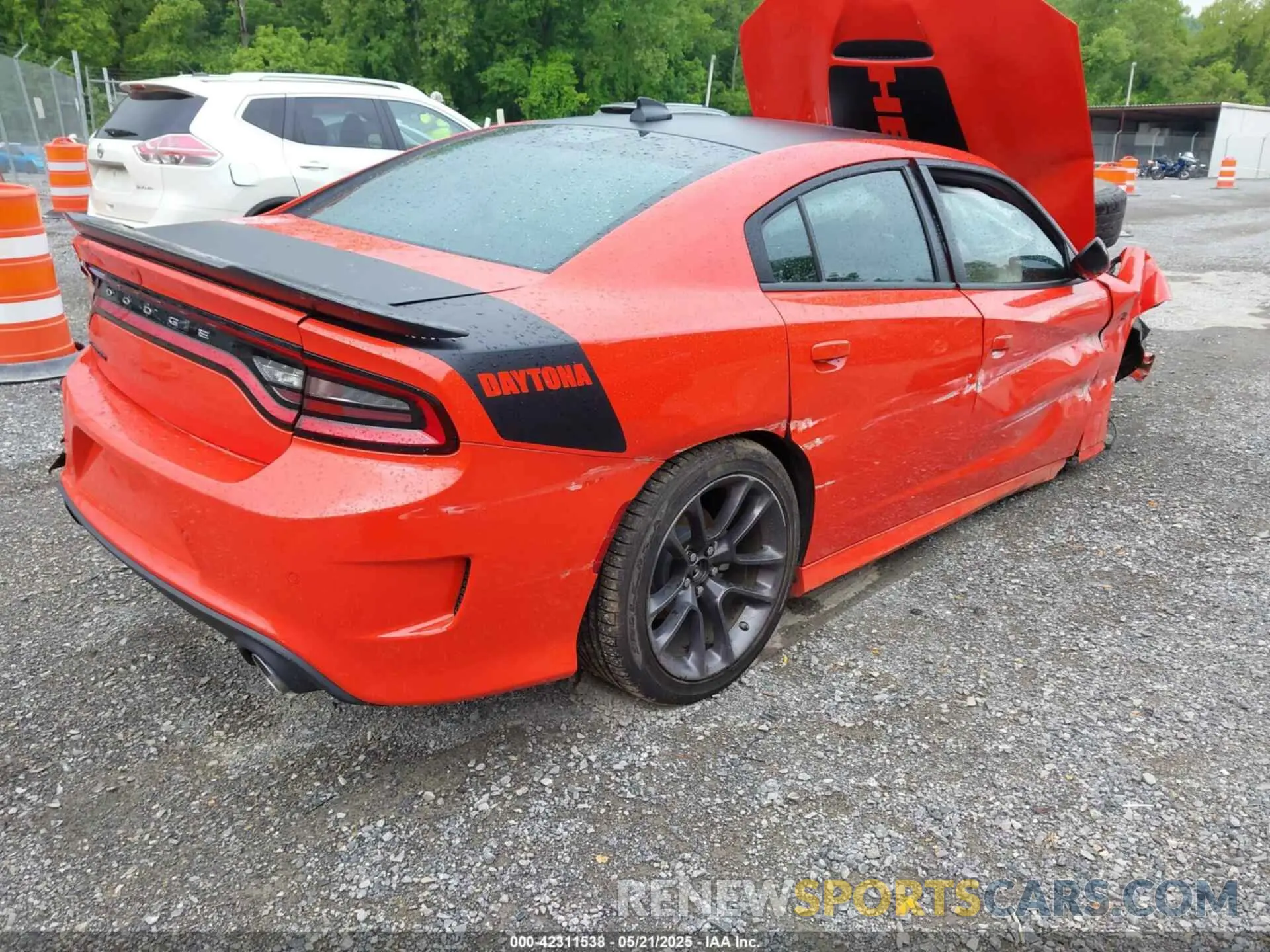 4 fotografías del automóvil dañado 2C3CDXCT2PH699528 DODGE CHARGER 2023